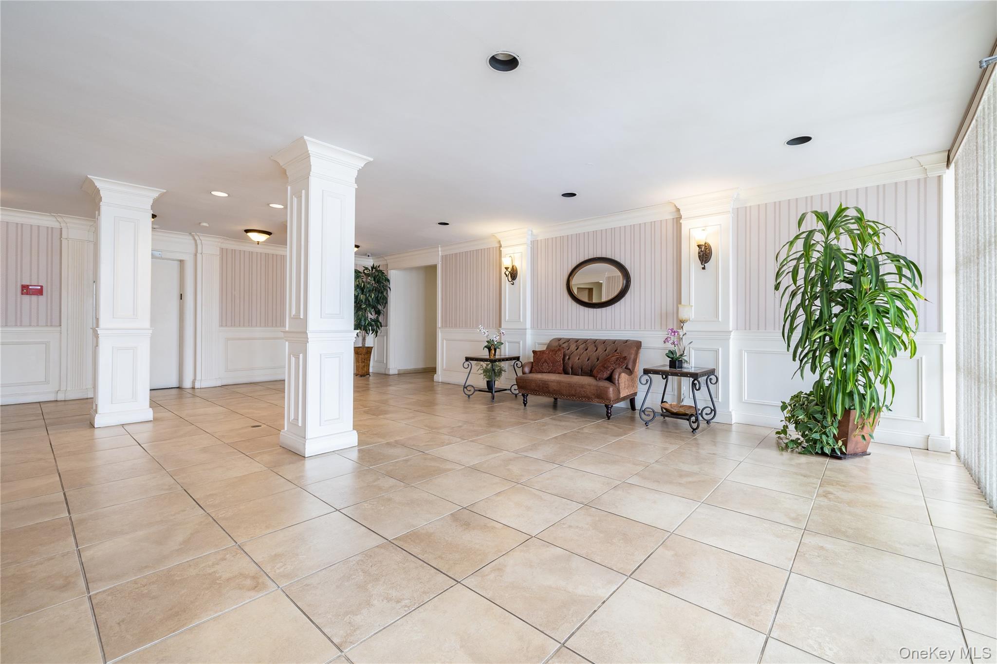 #16 photo, 280 Guy Lombardo Avenue, Freeport , NY 11520