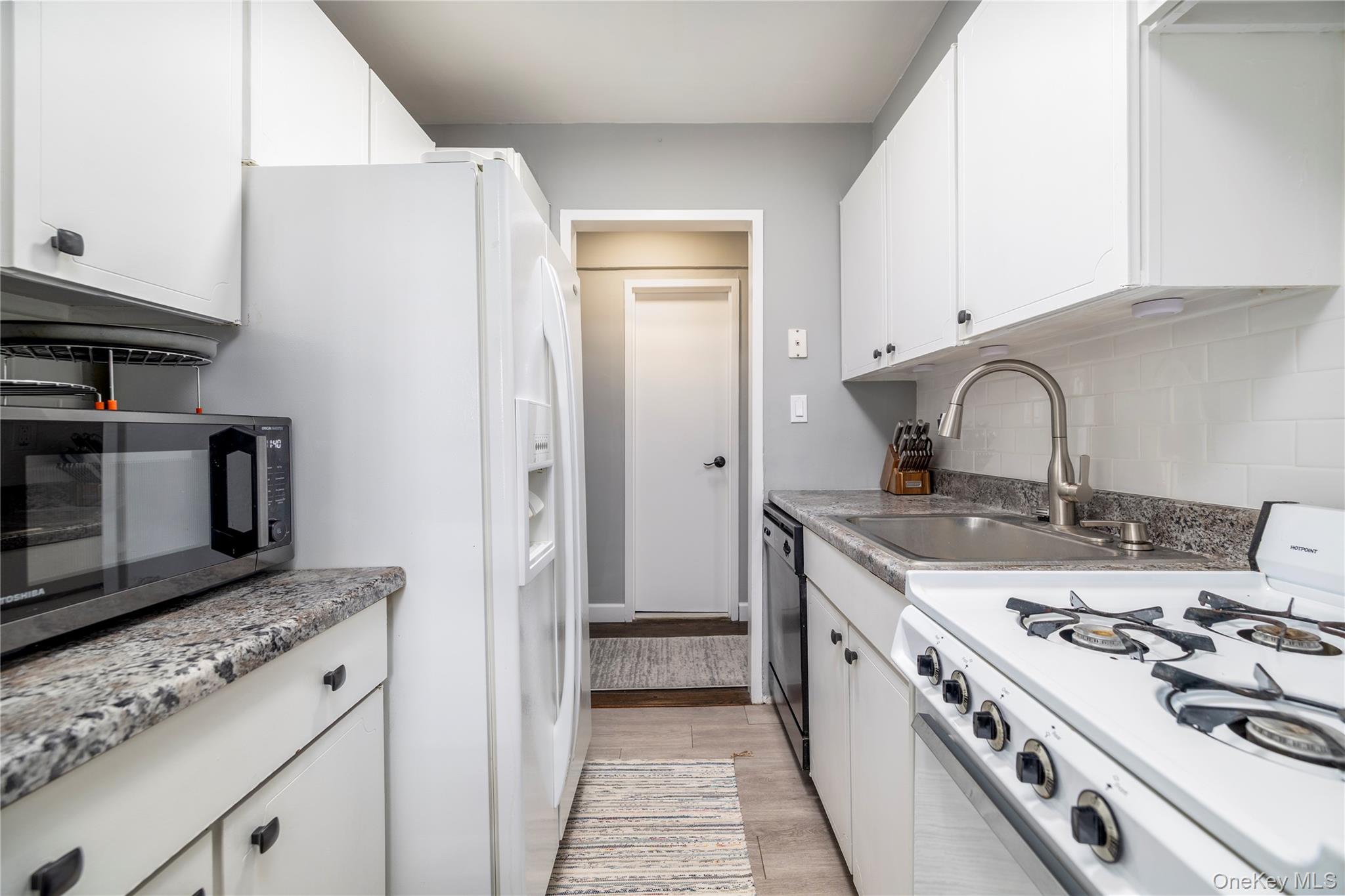 #8 photo, 280 Guy Lombardo Avenue, Freeport , NY 11520