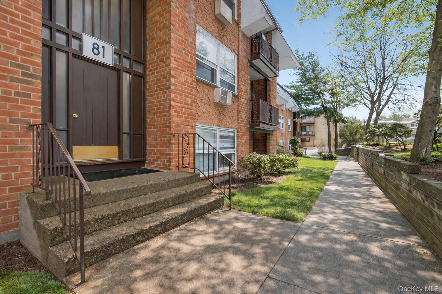 #2 photo, 81 Kearsing Parkway, Monsey , NY 10952