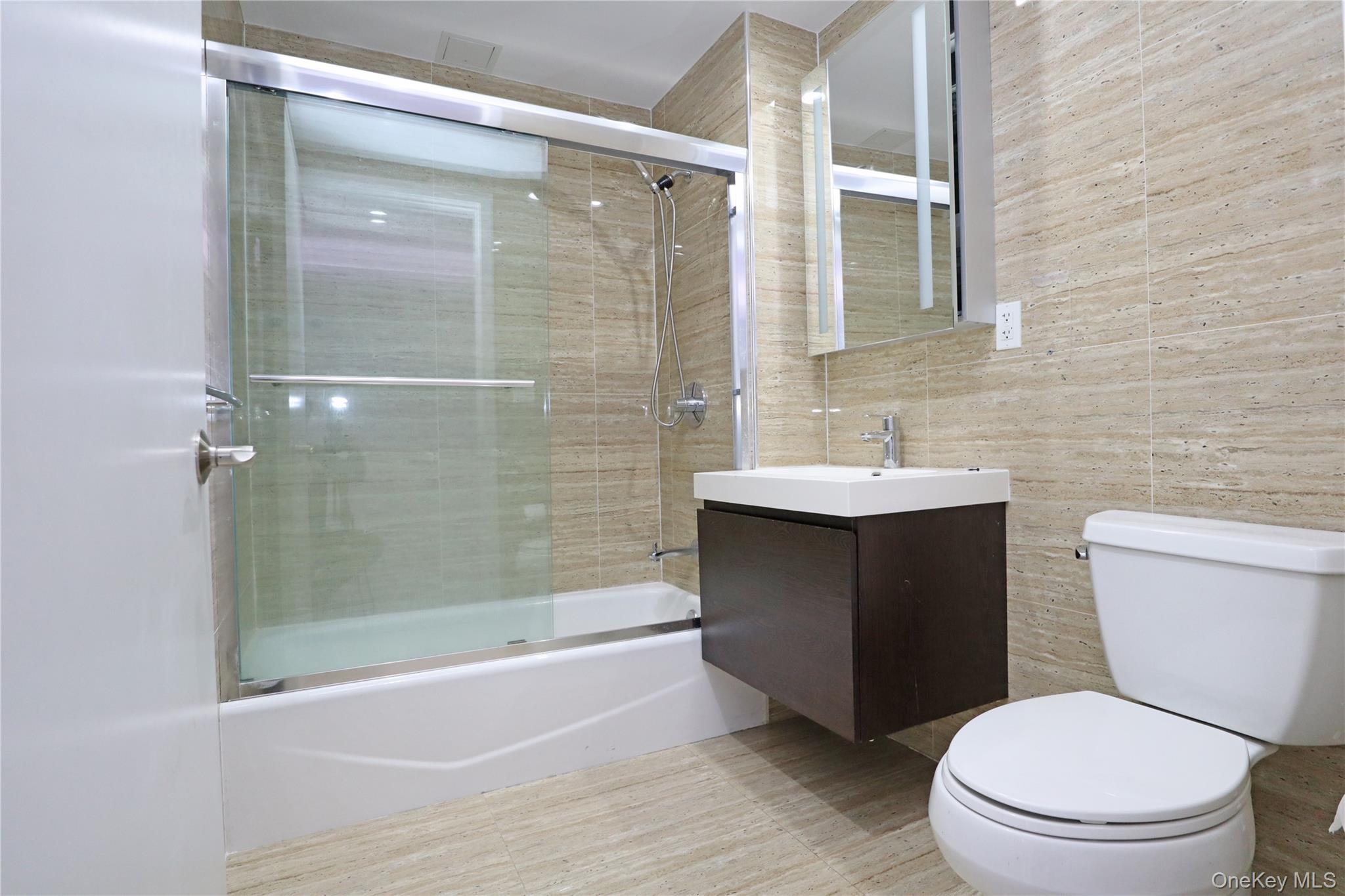 #6 photo, 15815 Union Turnpike, Куинс ‖ Fresh Meadows , NY 11366