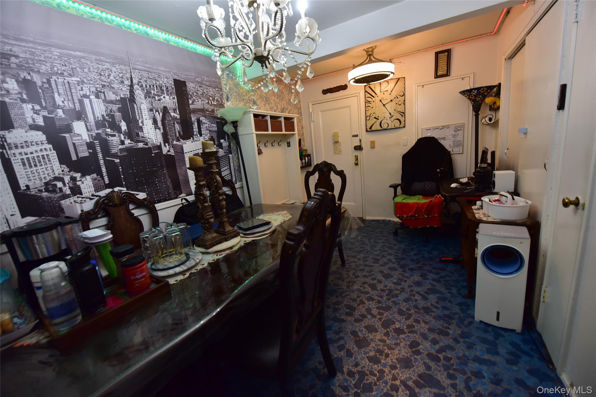 #3 photo, 87-50 204 Street, कुईंस Hollis , NY 11423