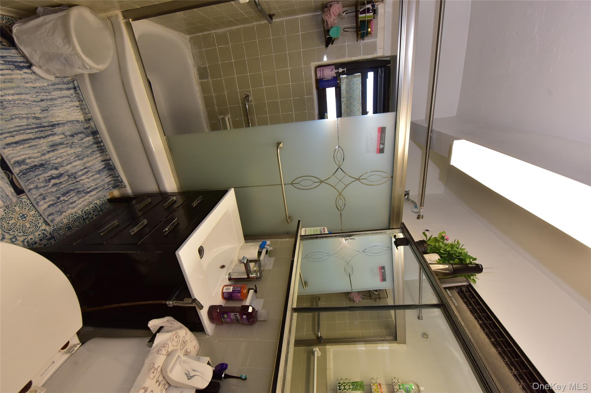 #9 photo, 87-50 204 Street, कुईंस Hollis , NY 11423