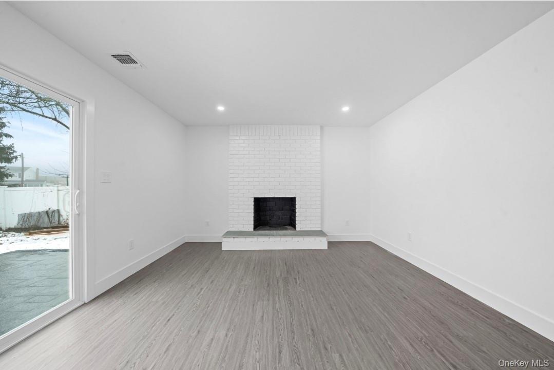 #15 photo, 200 Irish Lane, Islip Terrace , NY 11752