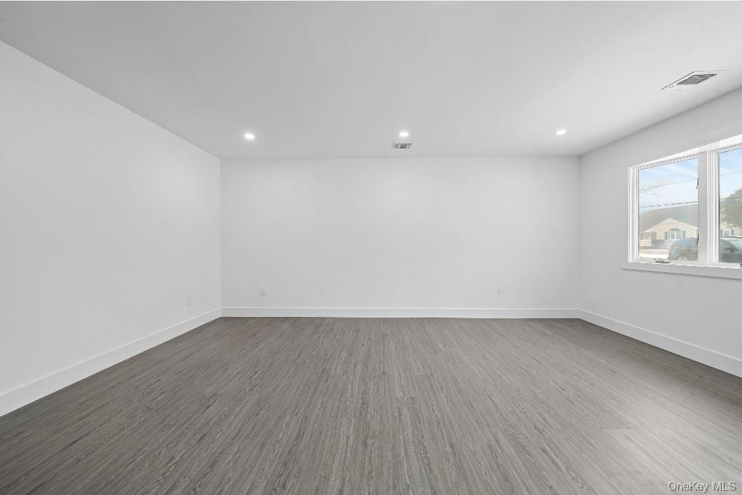 #3 photo, 200 Irish Lane, Islip Terrace , NY 11752