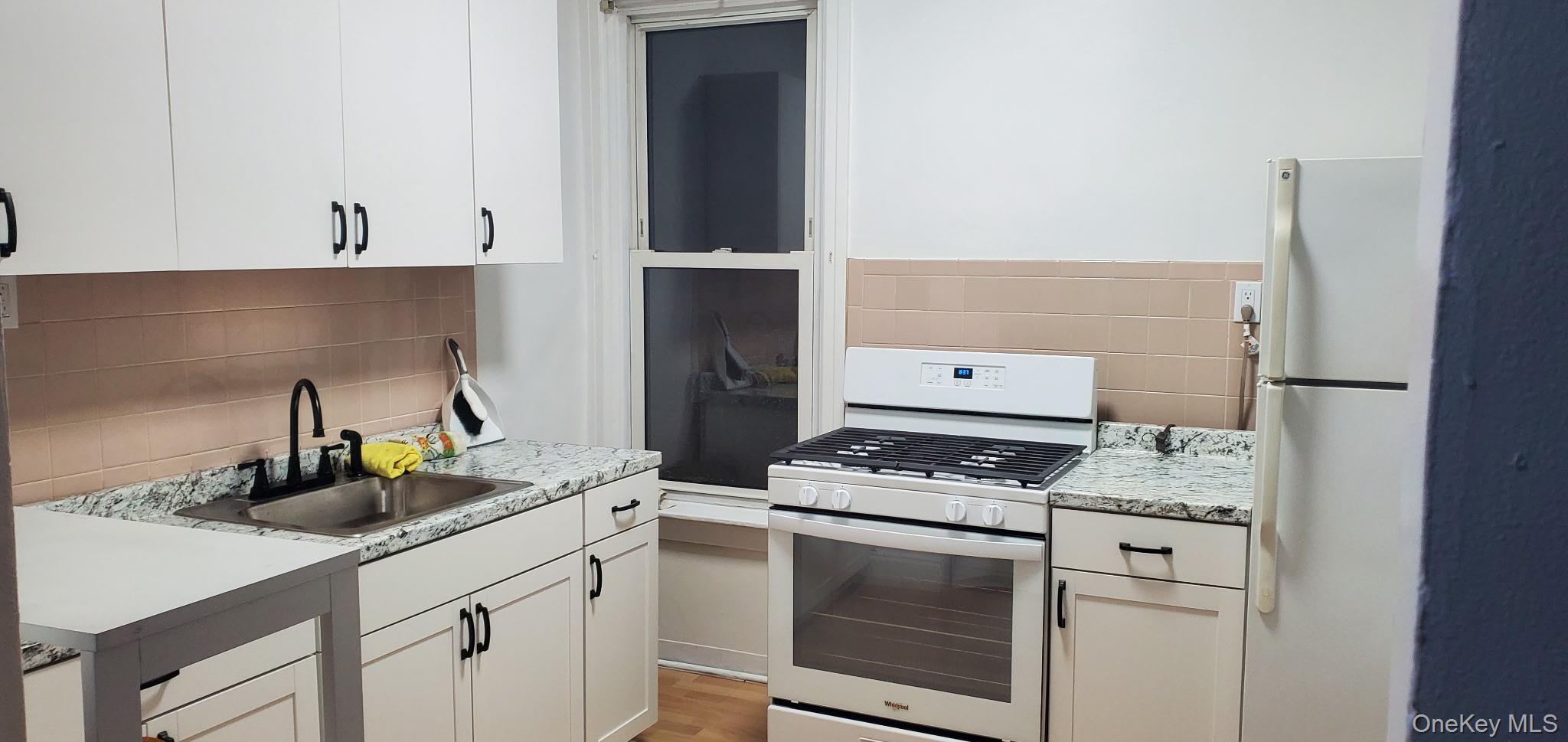 #2 photo, 8633 76th Street, 뉴욕퀸즈 Woodhaven , NY 11421