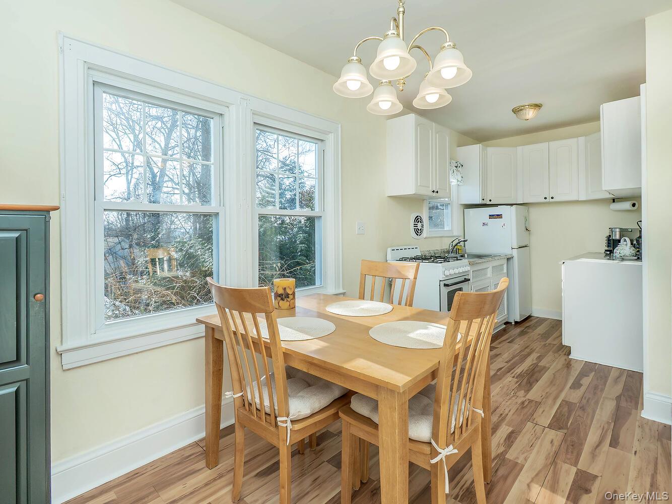 #13 photo, 133 16th Avenue, Sea Cliff , NY 11579