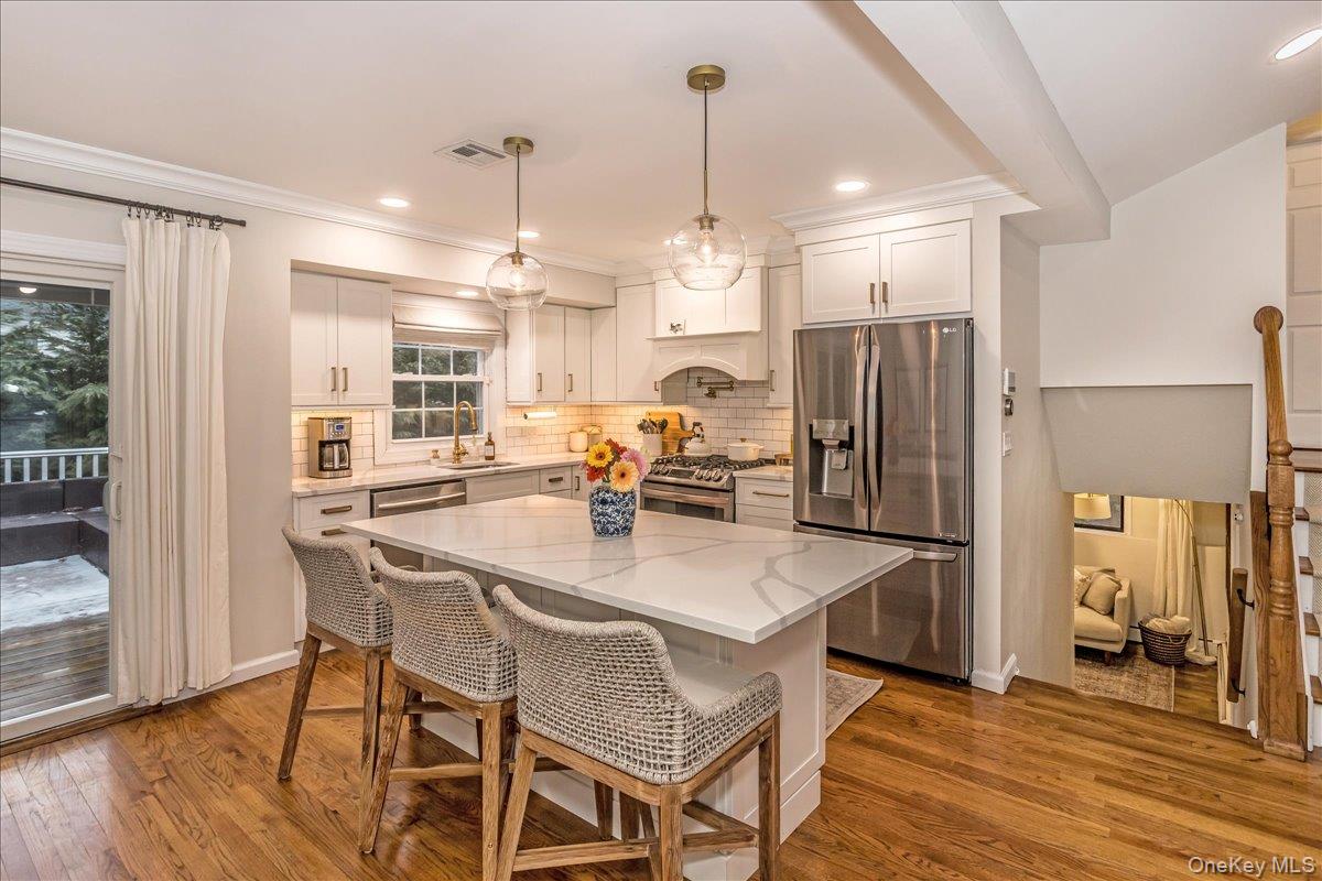 #11 photo, 79 N Cedar Street, Massapequa , NY 11758