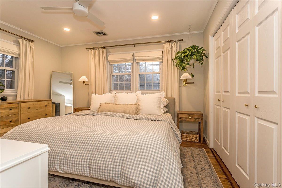 #16 photo, 79 N Cedar Street, Massapequa , NY 11758