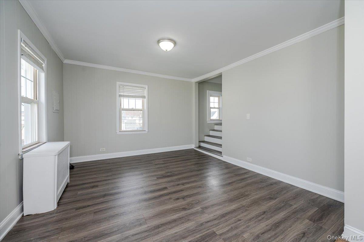 #19 photo, 523 Bayview Avenue, Cedarhurst , NY 11516