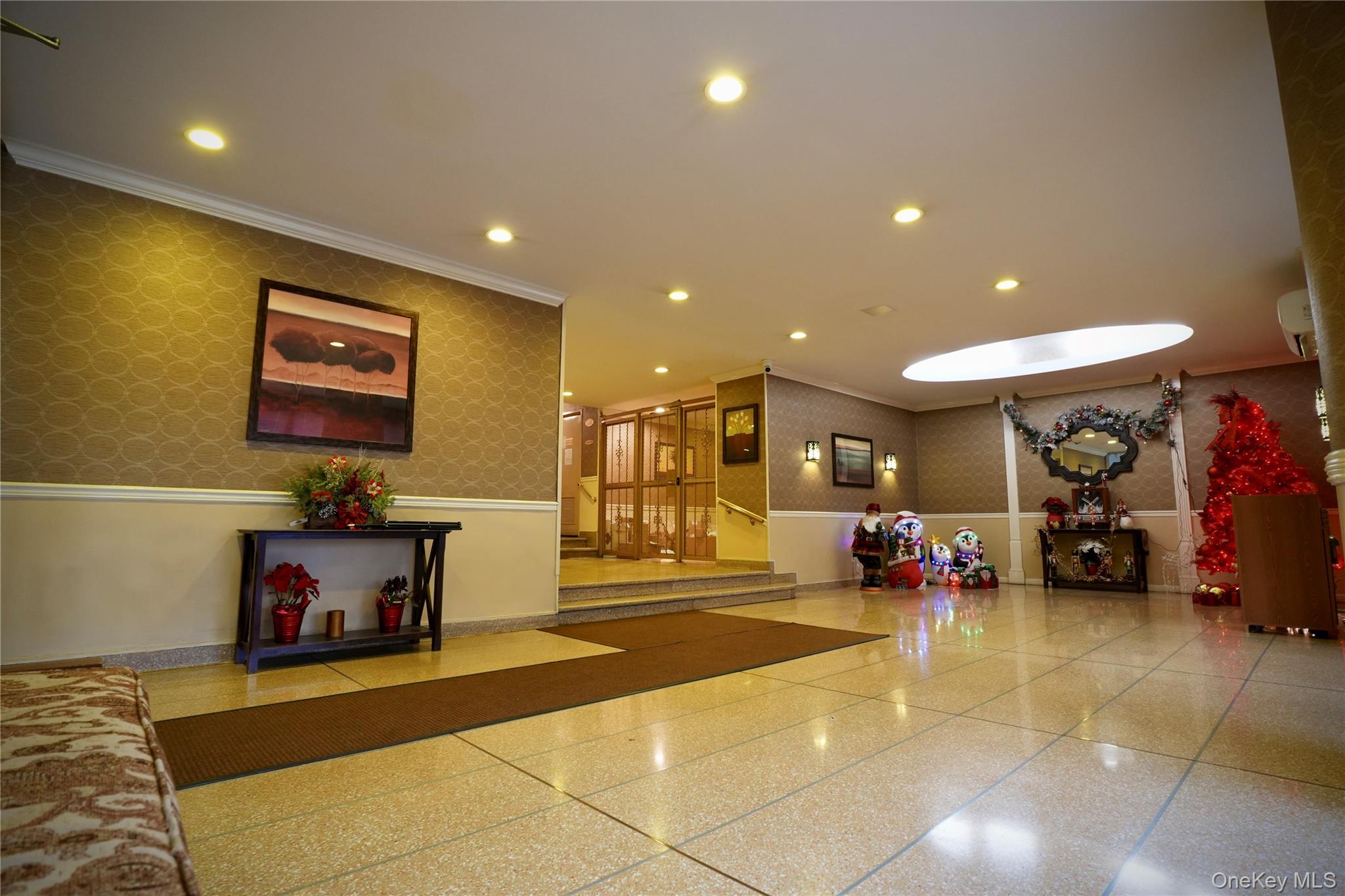 #6 photo, 81-11 45 Avenue, Elmhurst , NY 11373