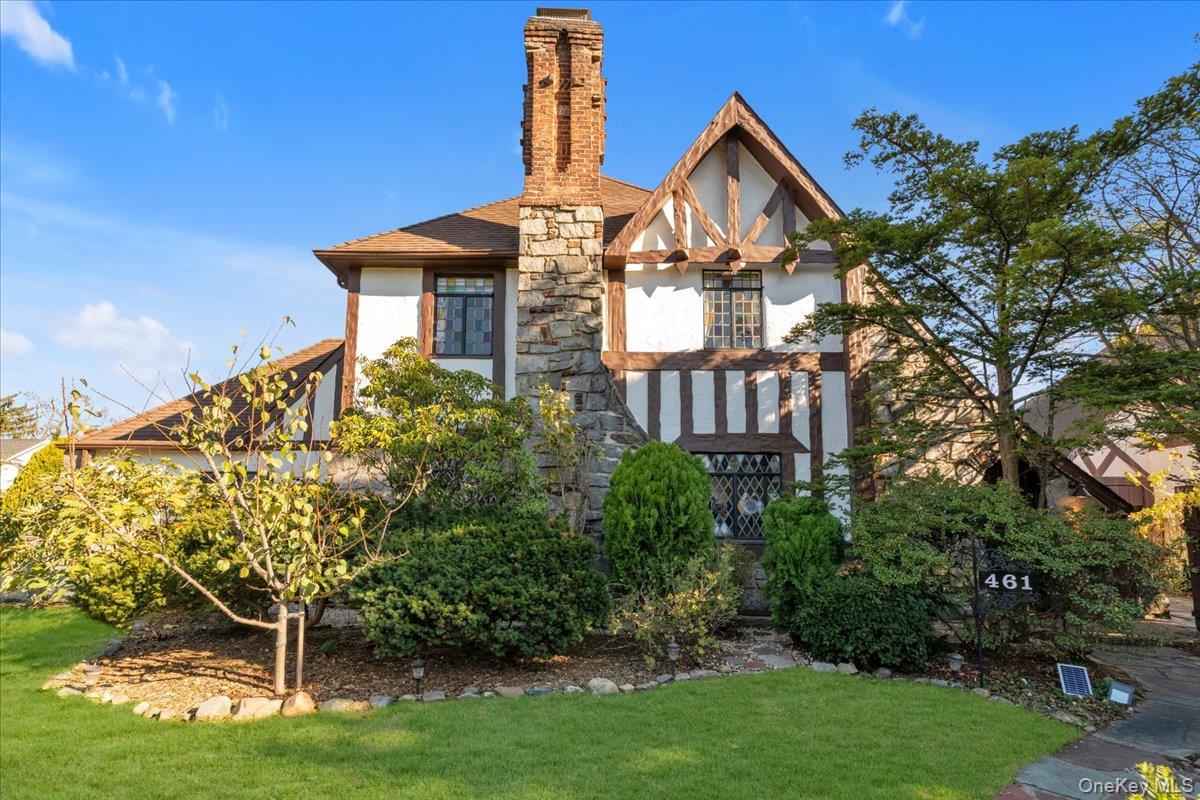 #1 photo, 461 N Long Beach Road, Rockville Centre , NY 11570