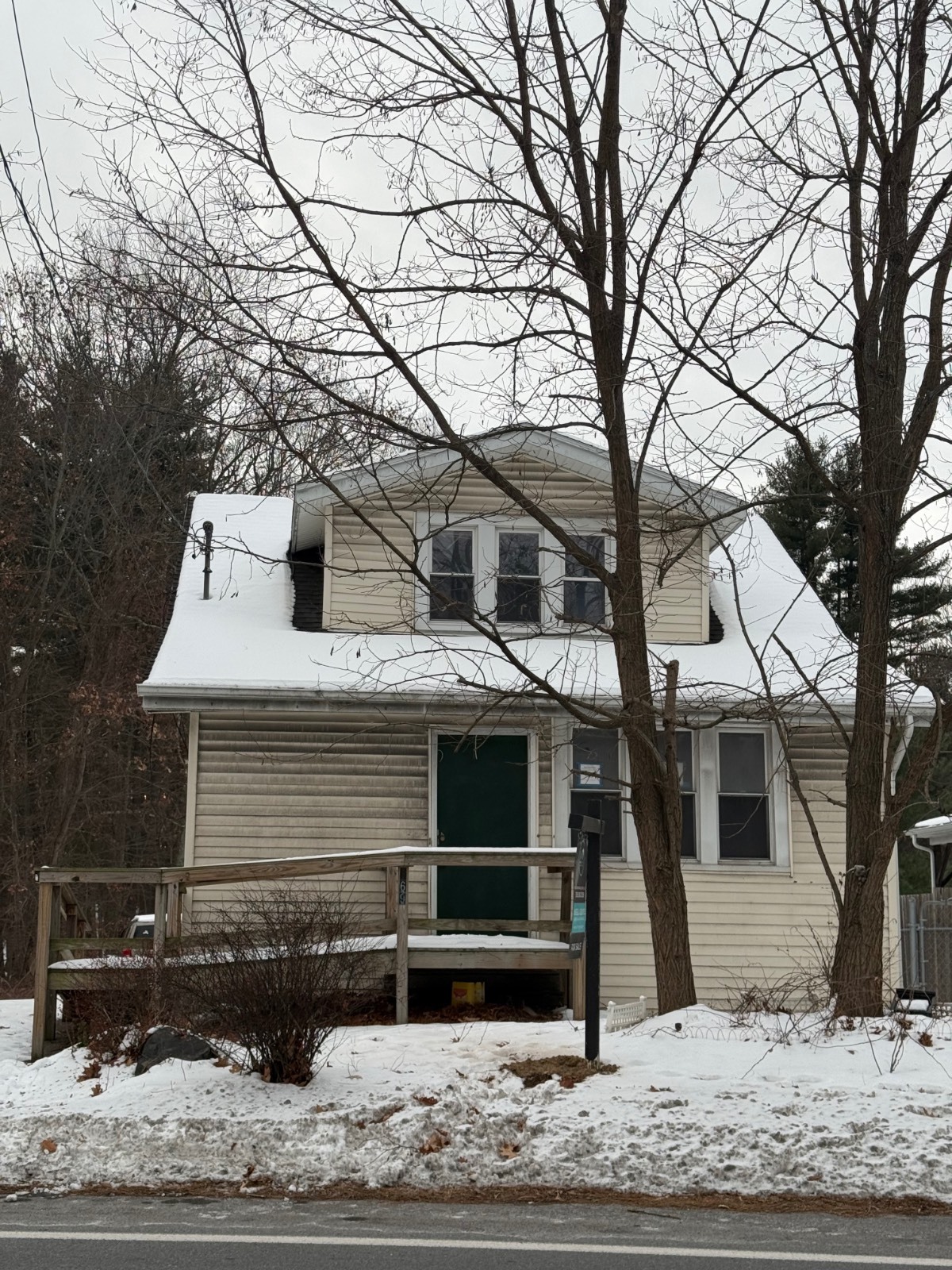 #1 photo, 169 Schoolhouse Rd, Albany , NY 12203