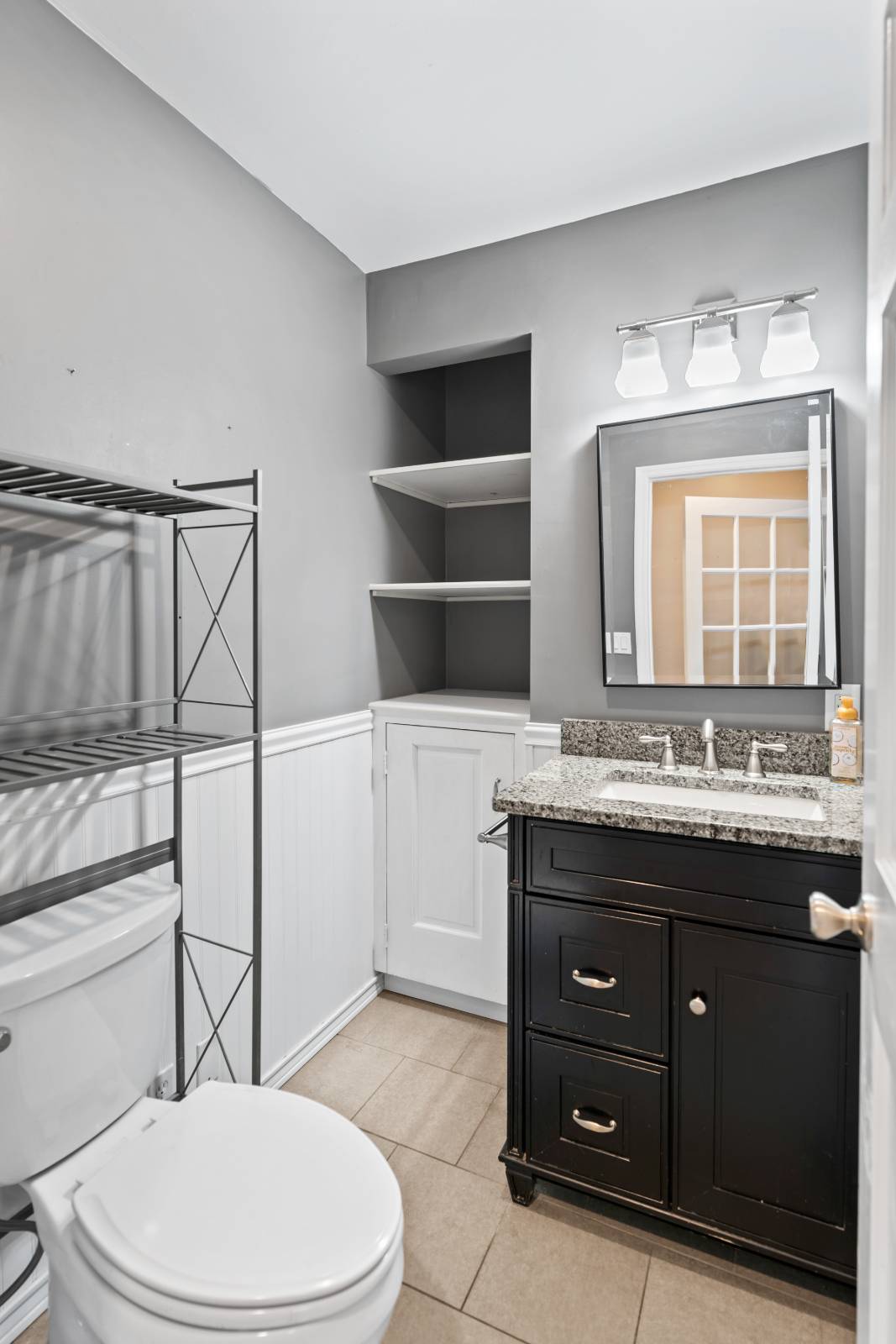 #22 photo, 9 Van Dyke, Amsterdam , NY 12010