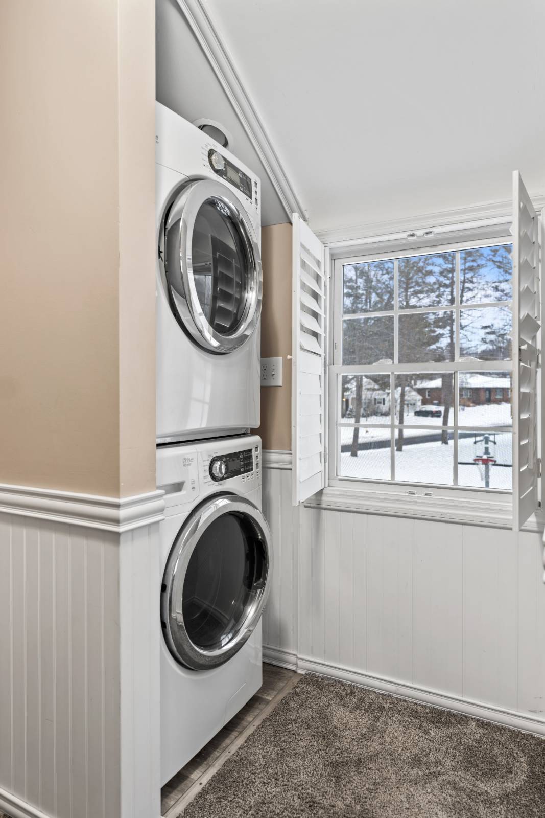 #43 photo, 9 Van Dyke, Amsterdam , NY 12010