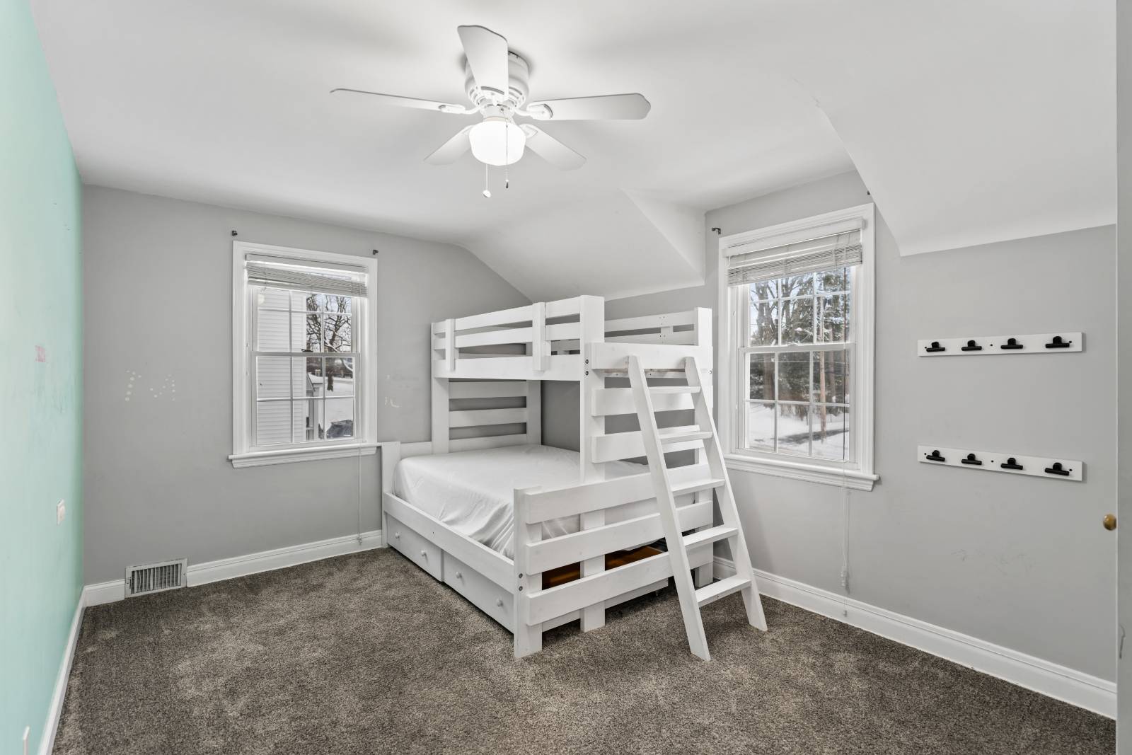 #46 photo, 9 Van Dyke, Amsterdam , NY 12010