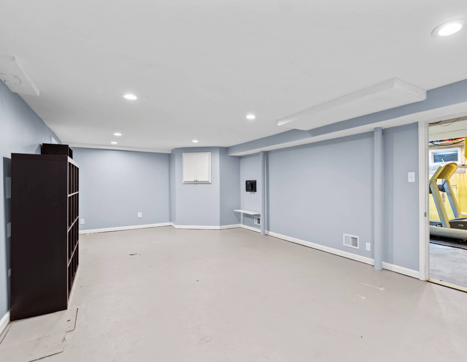 #50 photo, 9 Van Dyke, Amsterdam , NY 12010