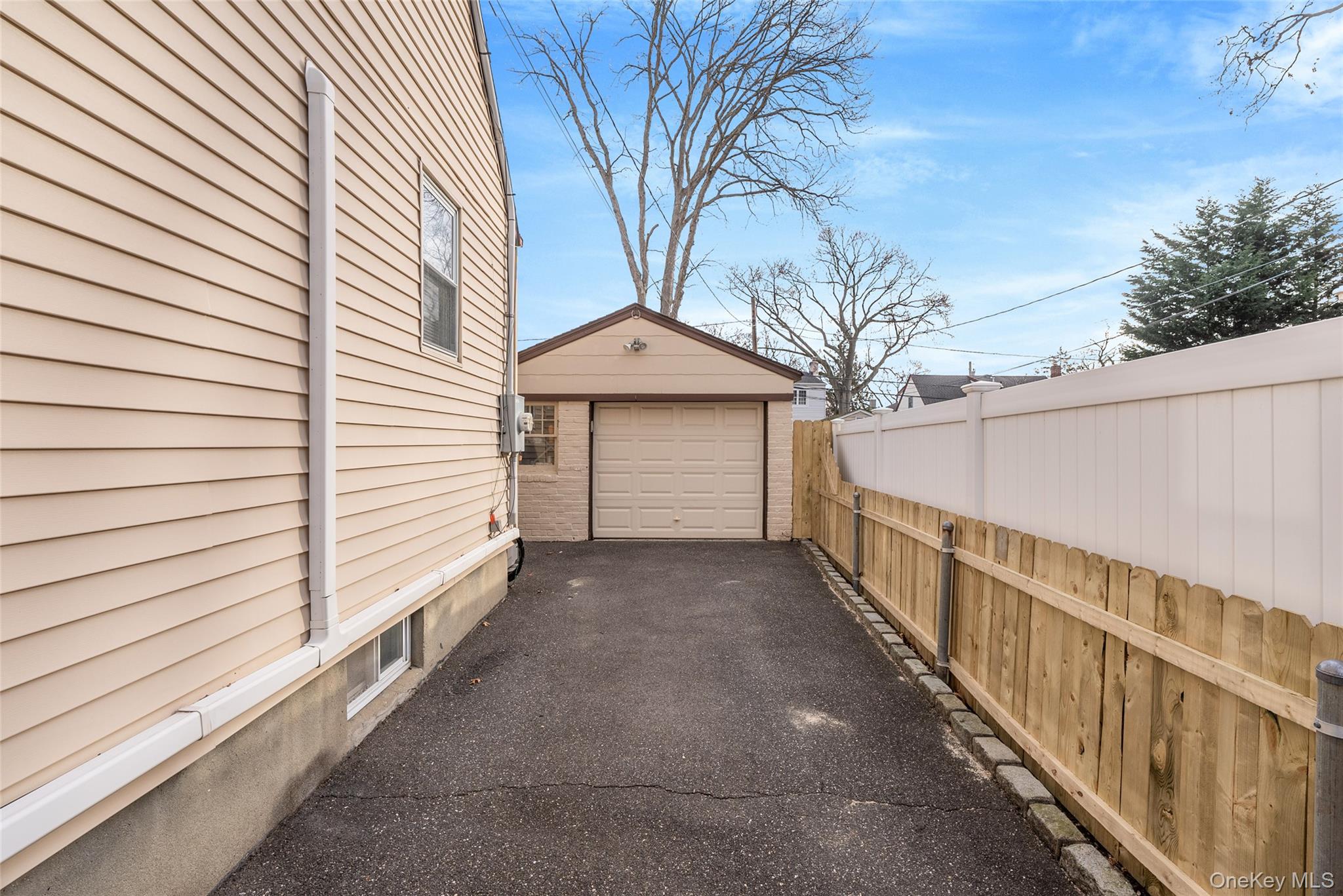 #4 photo, 204 Maeder Avenue, Нассау ‖ North Merrick , NY 11566