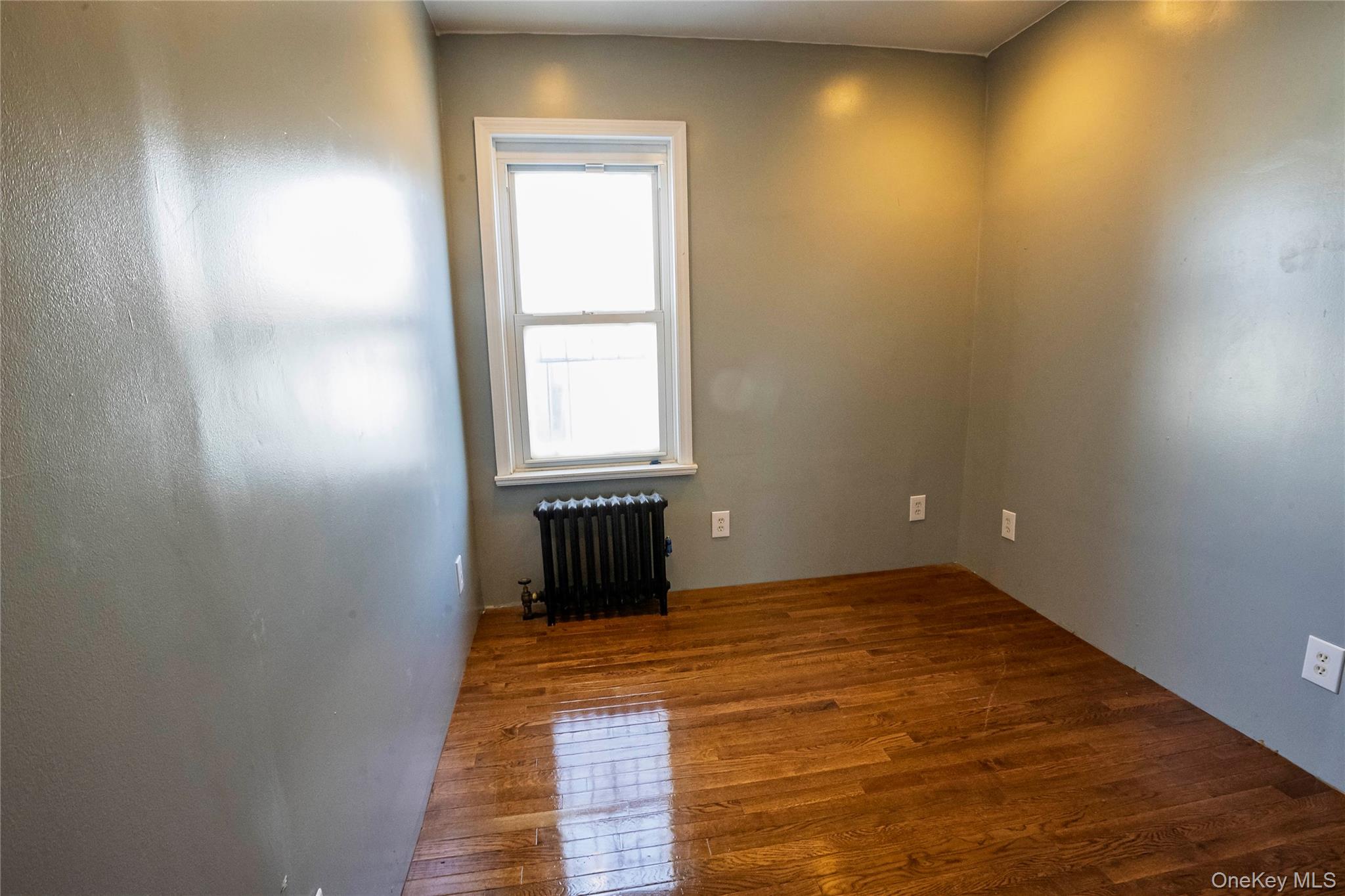 #11 photo, 112-05 180th Street, Jamaica , NY 11433