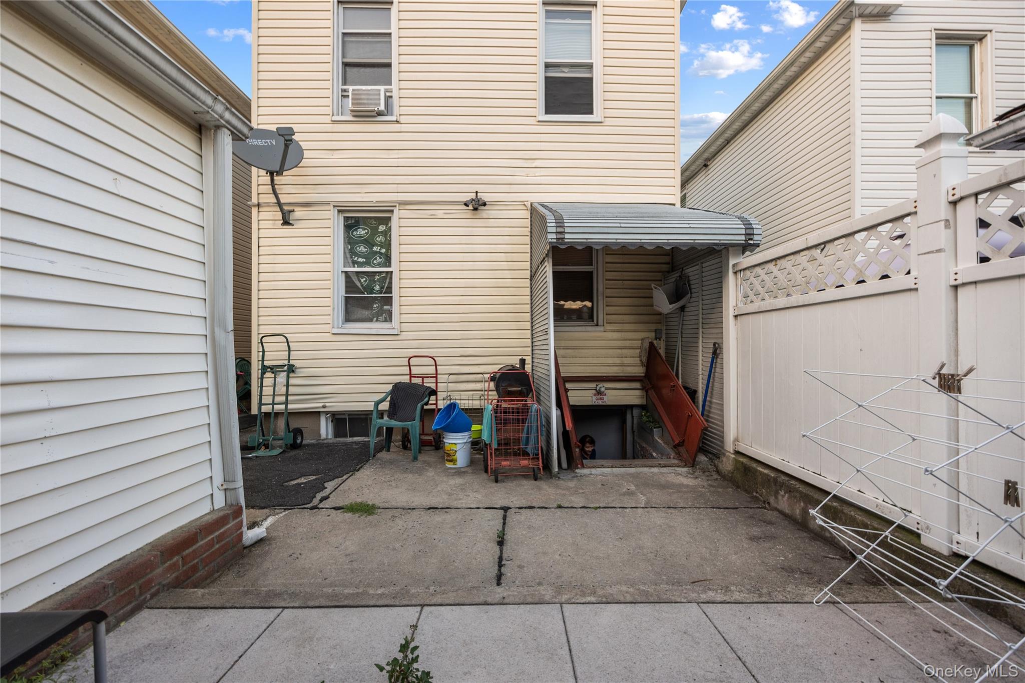 #10 photo, 54-08 92nd Street, Куинс ‖ Elmhurst , NY 11373
