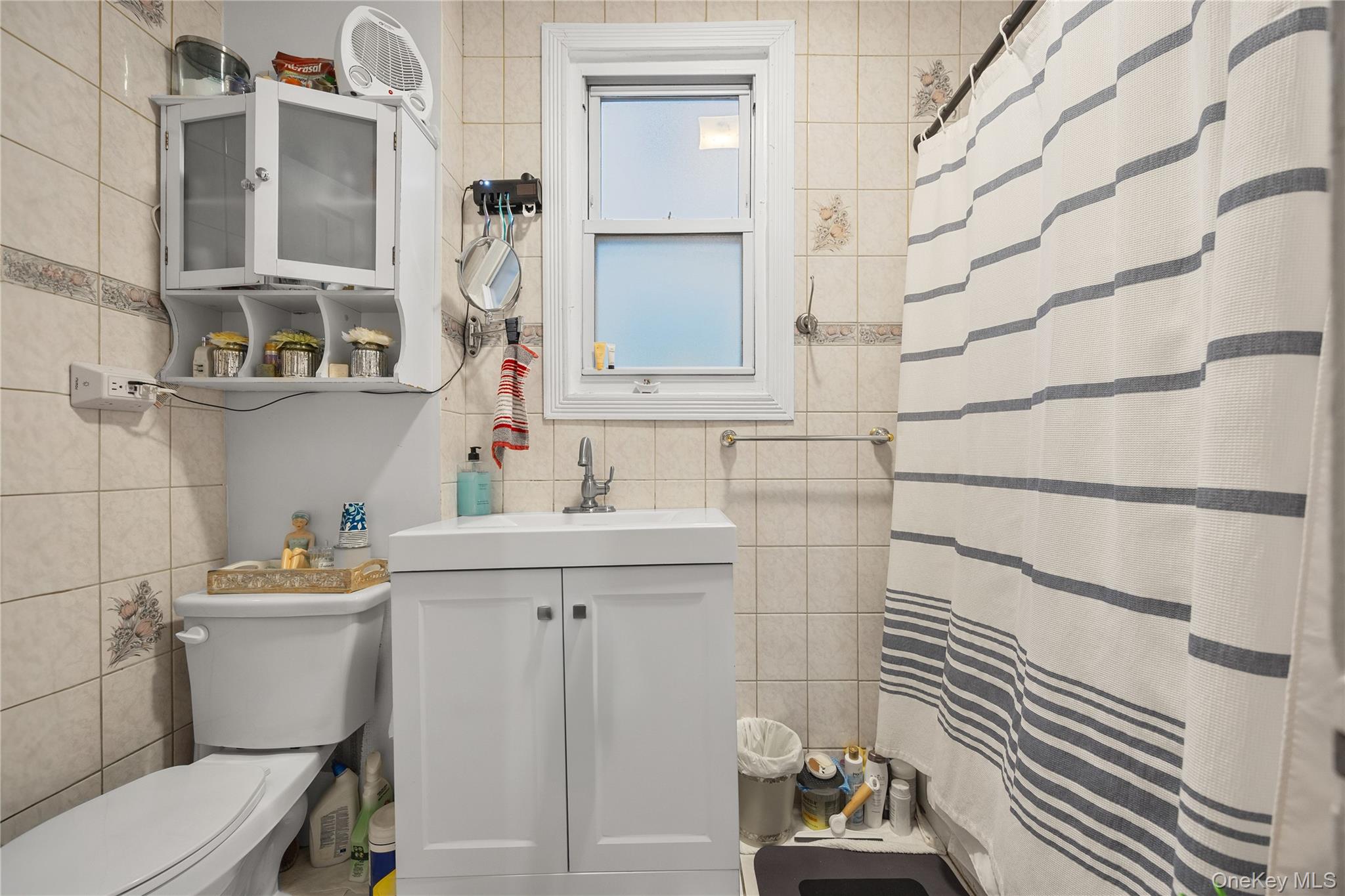 #13 photo, 54-08 92nd Street, Куинс ‖ Elmhurst , NY 11373