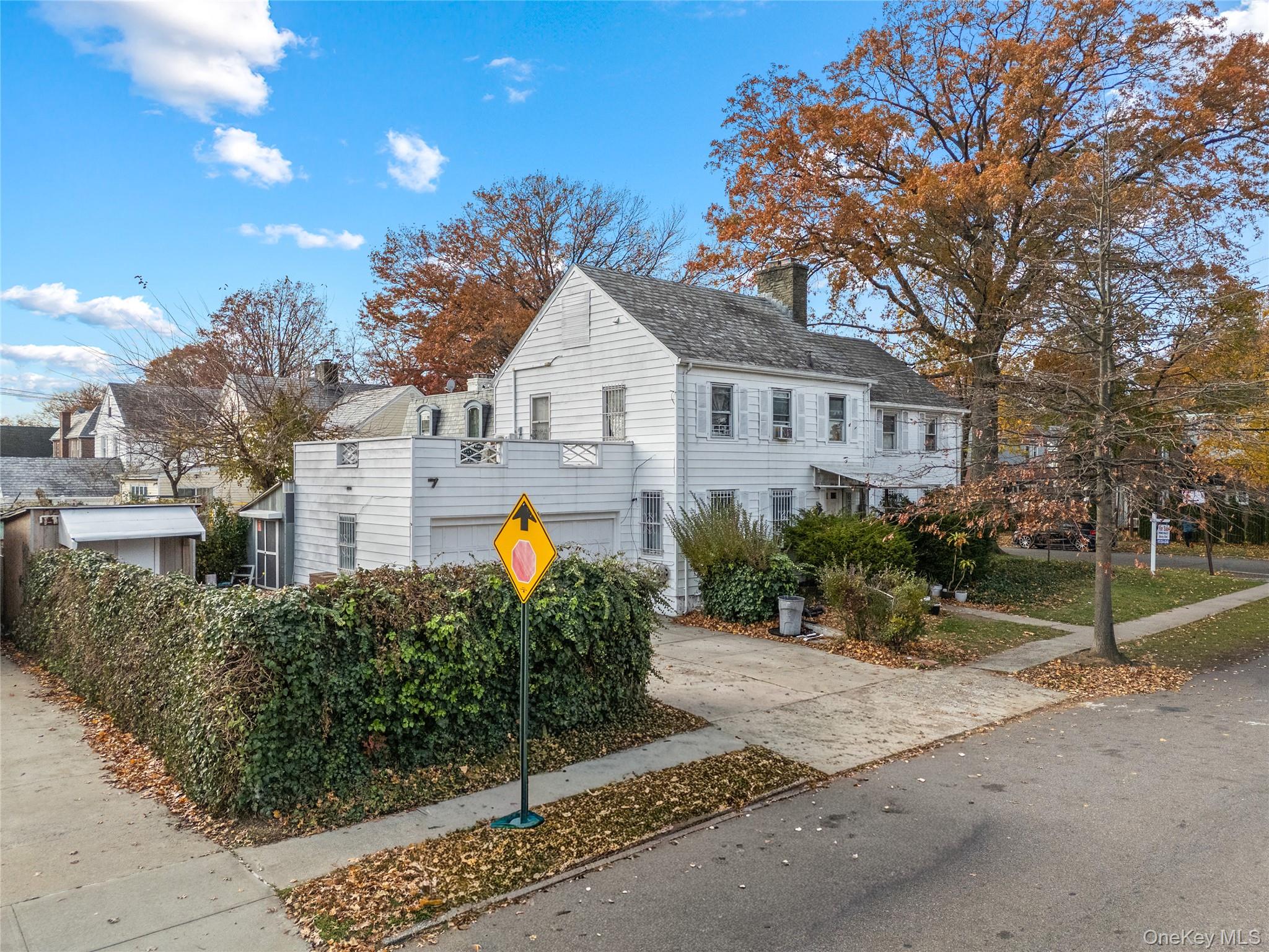 #1 photo, 52-06 Bowne Street, Flushing , NY 11355