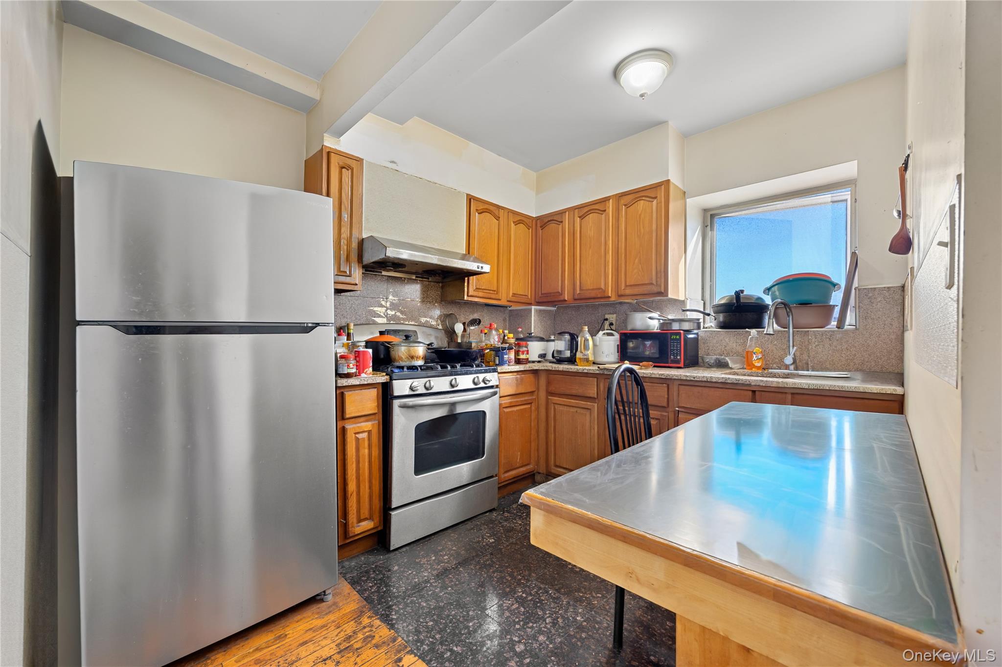 #10 photo, 131-44 40th Road, Flushing , NY 11354