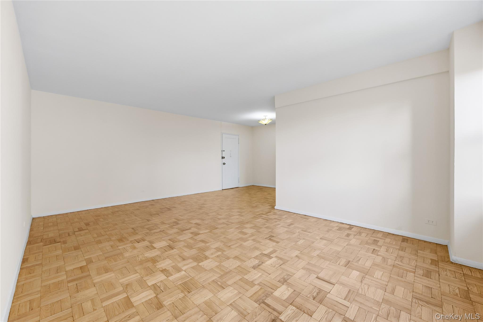 #5 photo, 110-45 Queens Blvd, Forest Hills , NY 11375