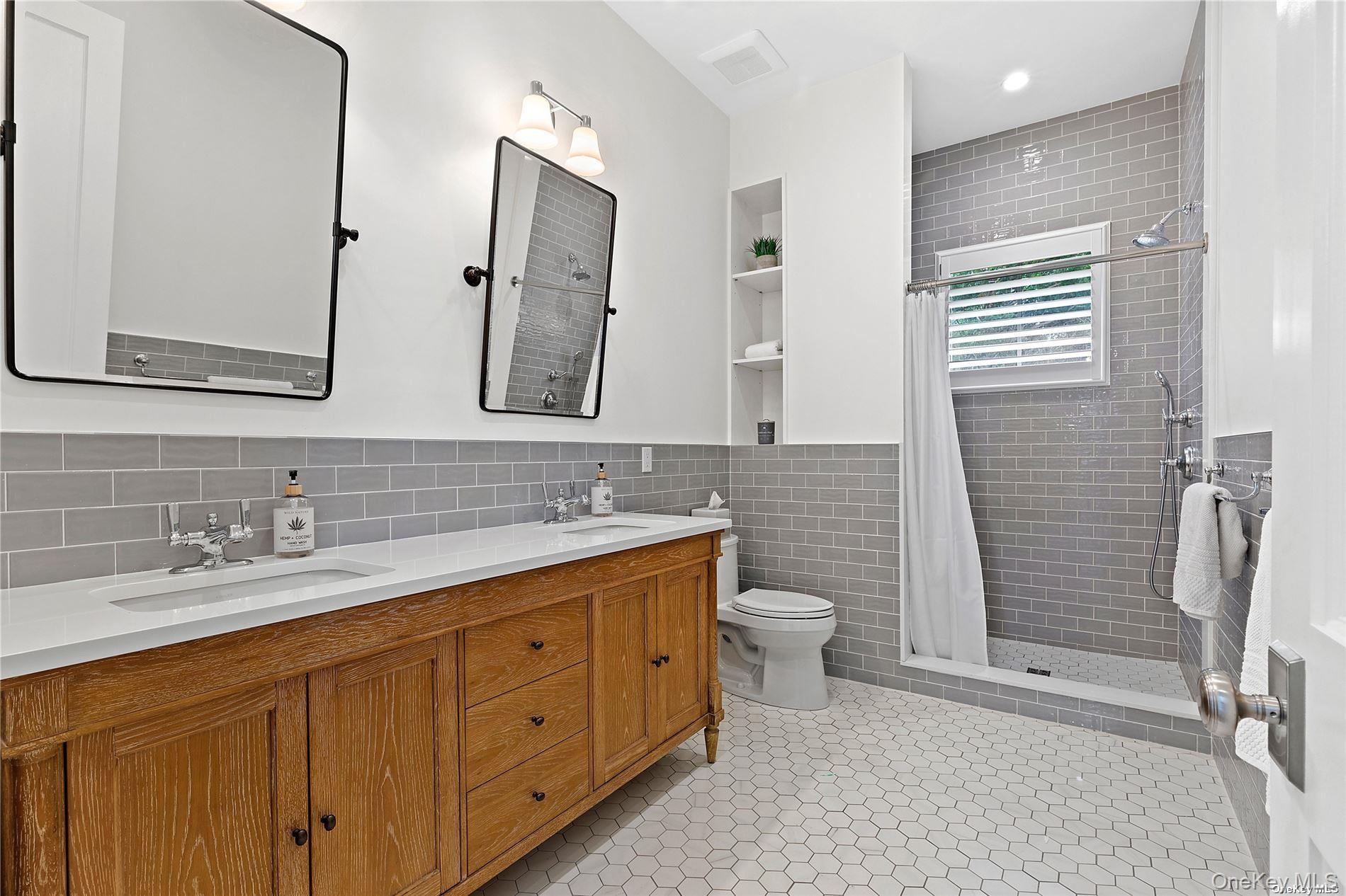 #15 photo, 2 Emma's Path, Remsenburg , NY 11960