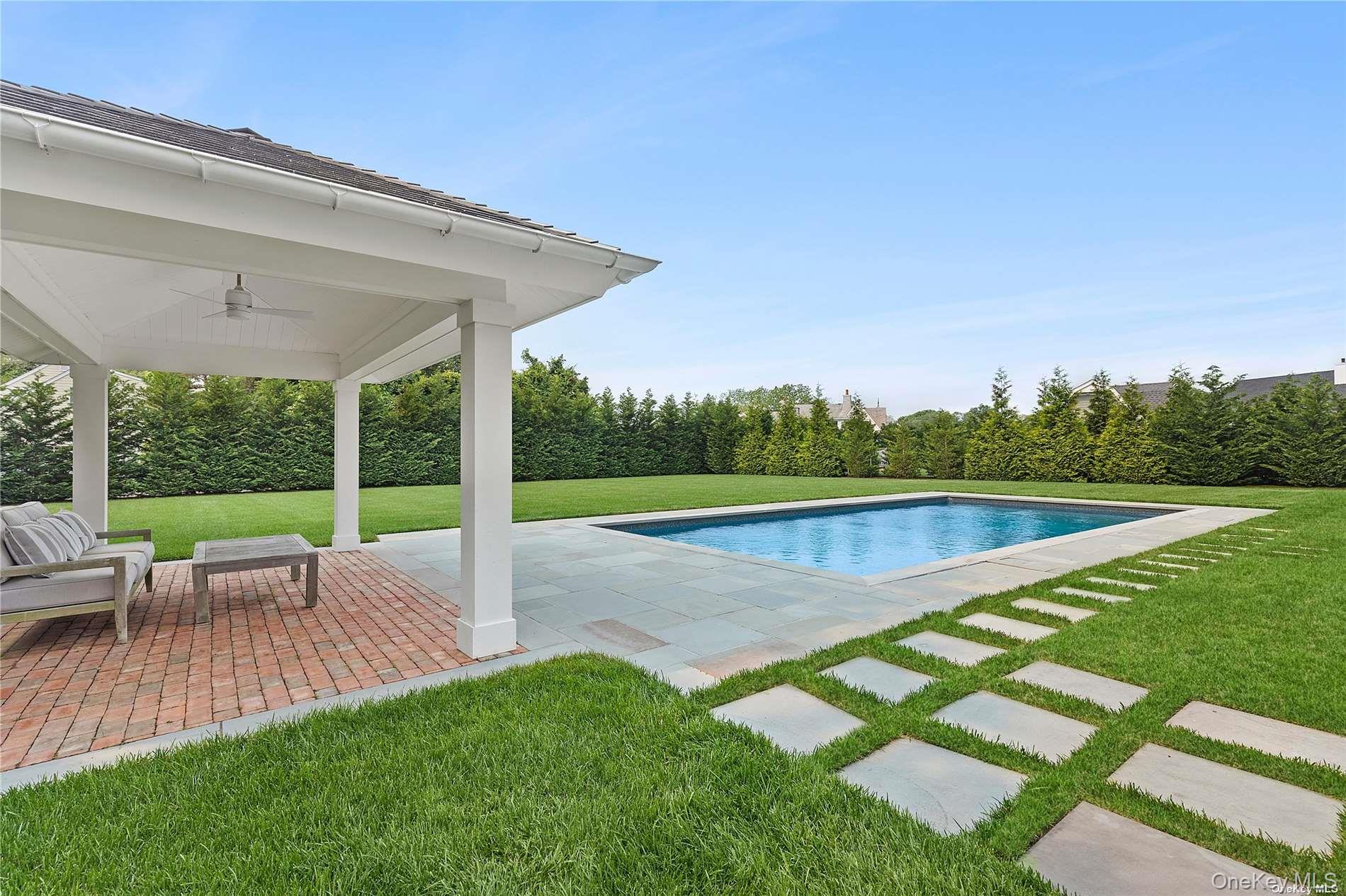 #18 photo, 2 Emma's Path, Remsenburg , NY 11960