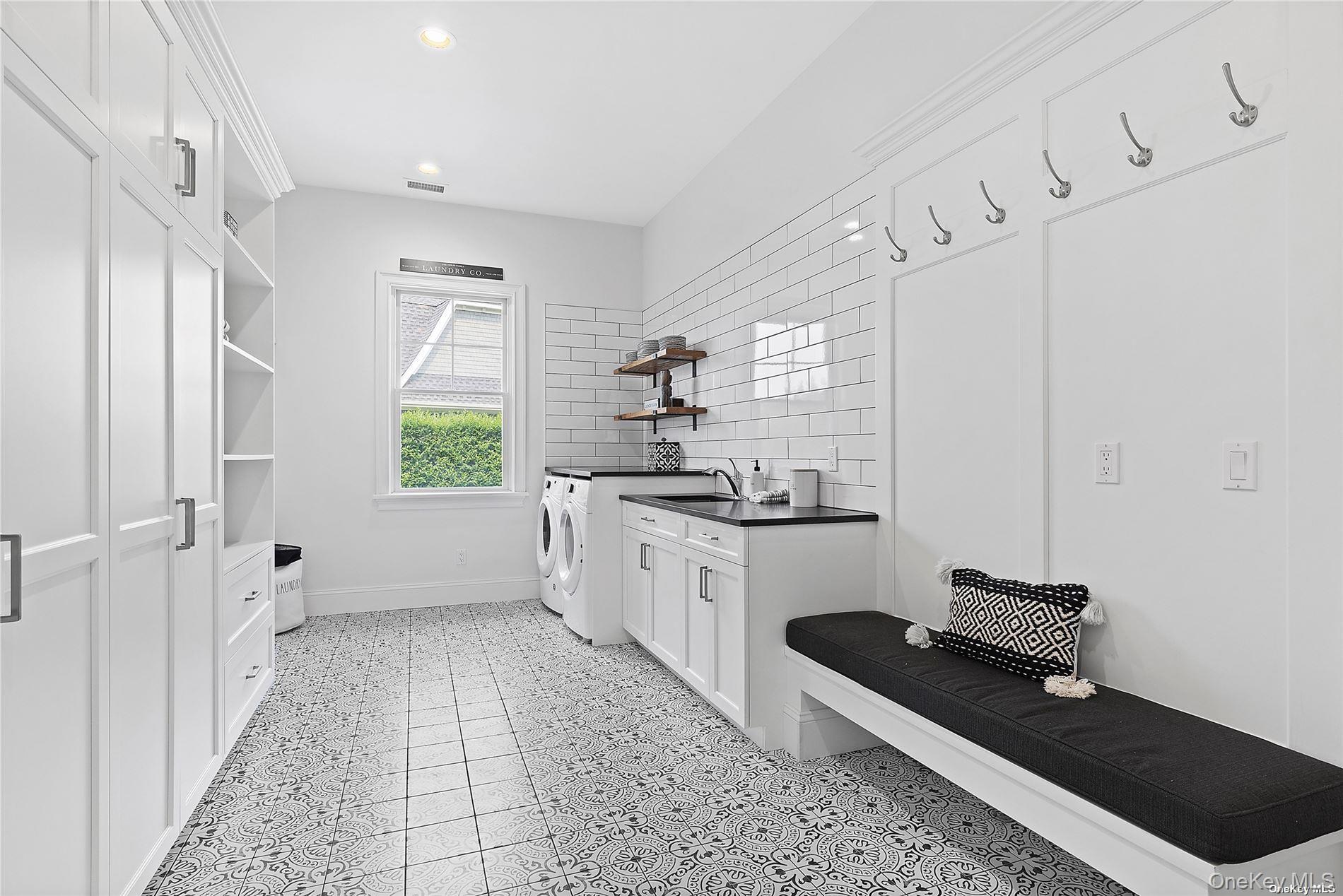 #9 photo, 2 Emma's Path, Remsenburg , NY 11960