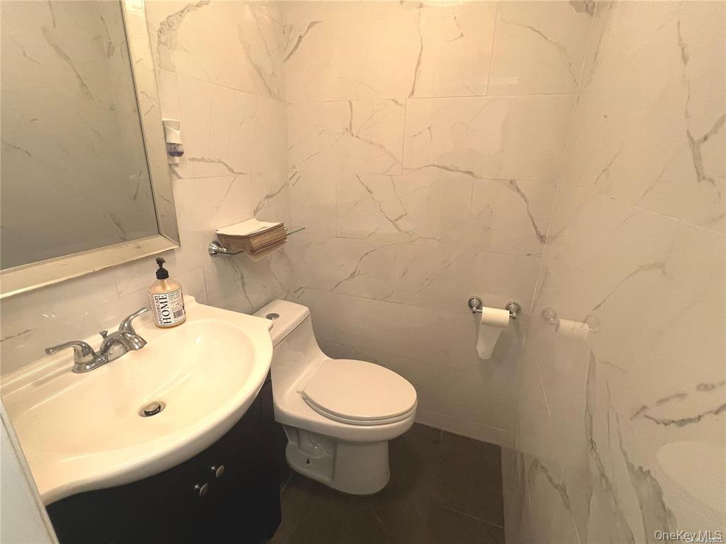 #3 photo, 534 Merrick Road, Lynbrook , NY 11563