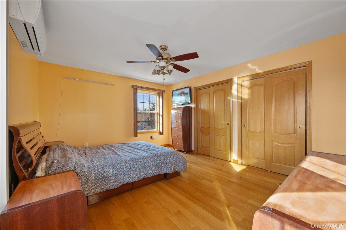 #18 photo, 8132 265th Street, 皇后区 Glen Oaks , NY 11004