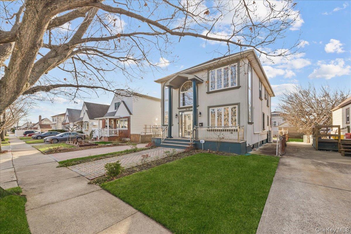 #3 photo, 8132 265th Street, 皇后区 Glen Oaks , NY 11004