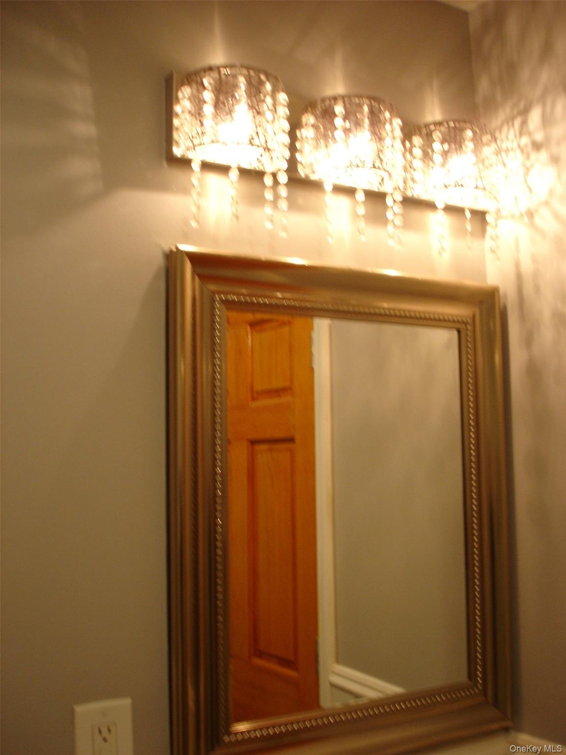 #11 photo, 156 Voss Avenue, Yonkers , NY 10703