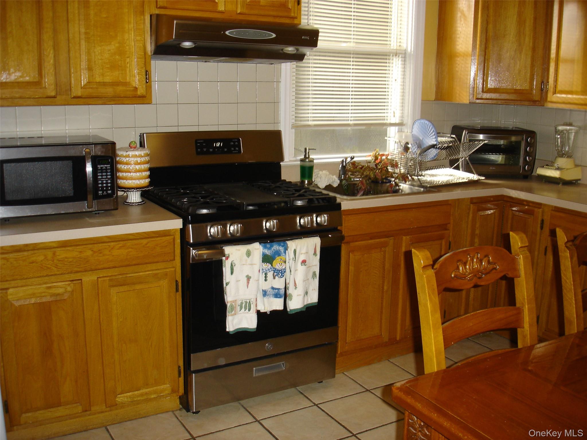 #13 photo, 156 Voss Avenue, Yonkers , NY 10703