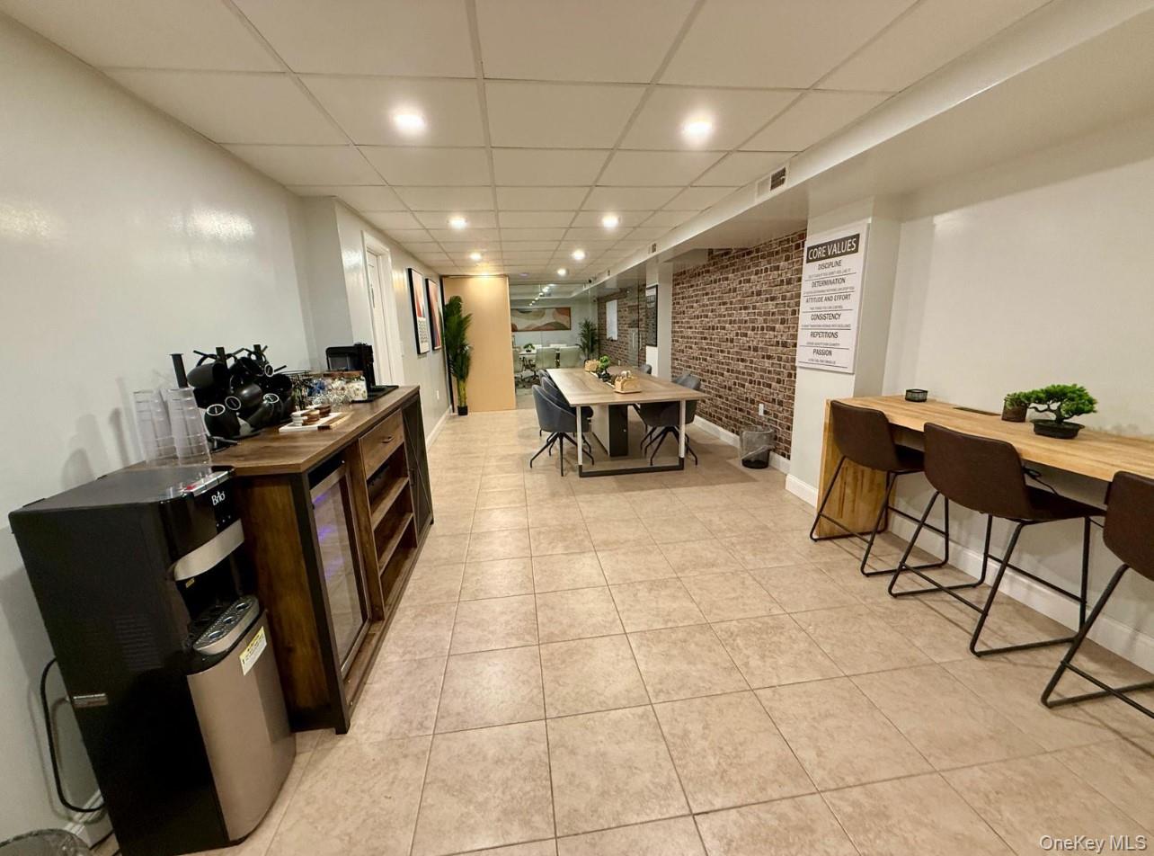 #17 photo, 230 Pelham Road, New Rochelle , NY 10805