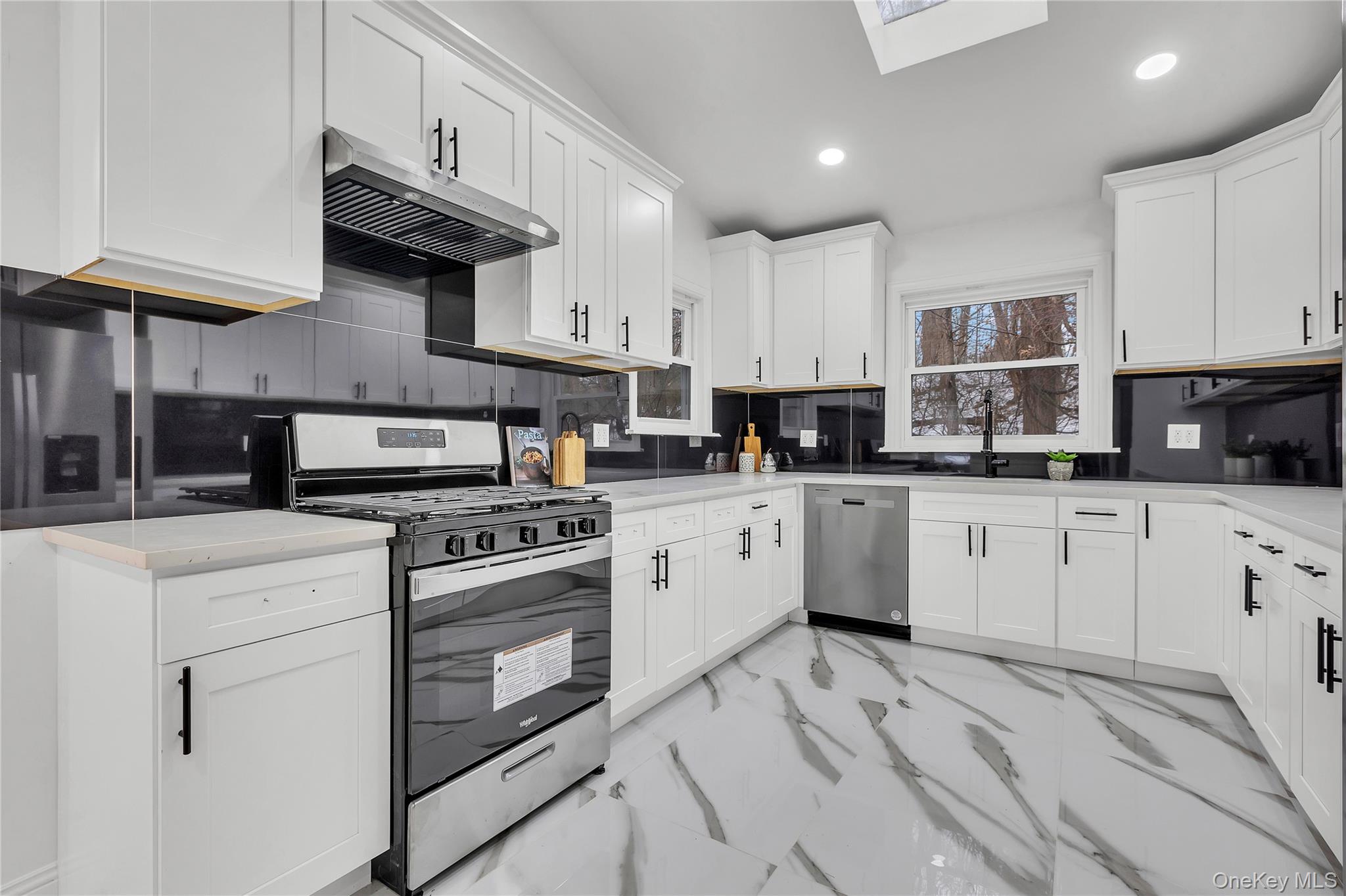 #14 photo, 58 Lakelands Avenue, 뉴욕주 Greenwood Lake , NY 10925