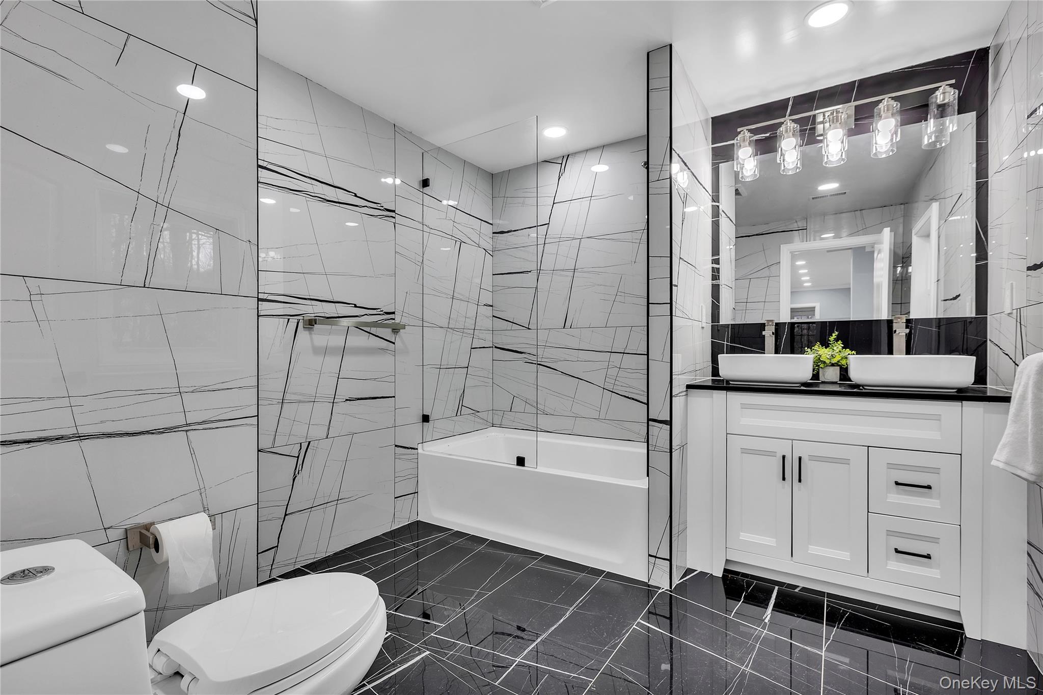 #19 photo, 58 Lakelands Avenue, 뉴욕주 Greenwood Lake , NY 10925