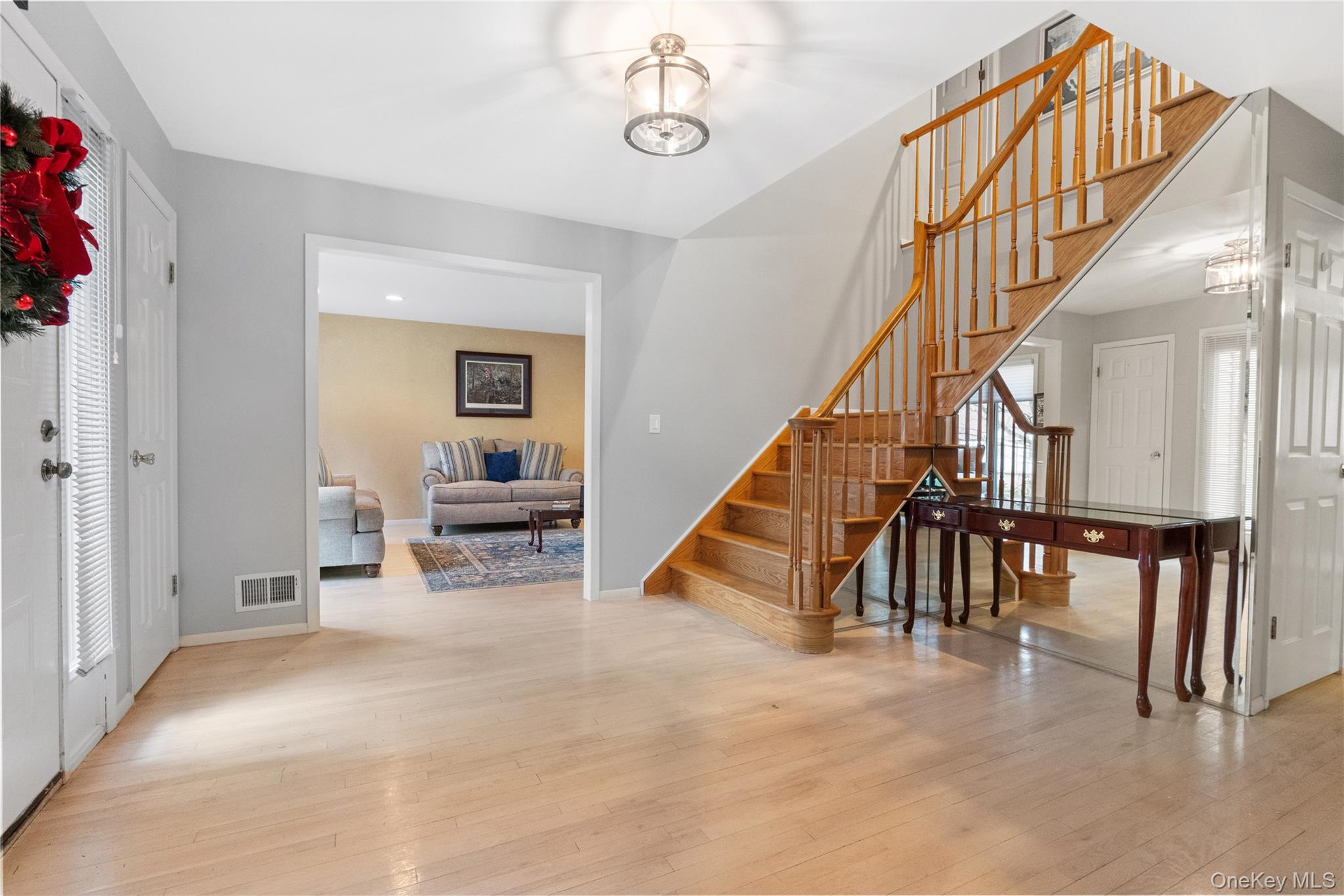 #7 photo, 25 CHEROKEE RD, Call Listing Agent , NJ 08816