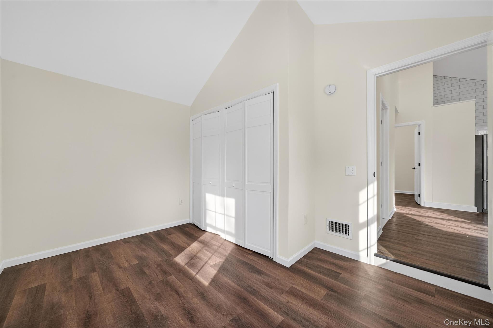 #19 photo, 11 Blueberry Hill, Greenwood Lake , NY 10925