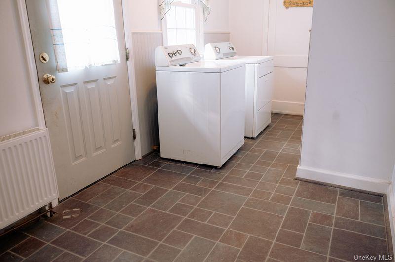 #5 photo, 21 McCall Place, Middlehope , NY 12550