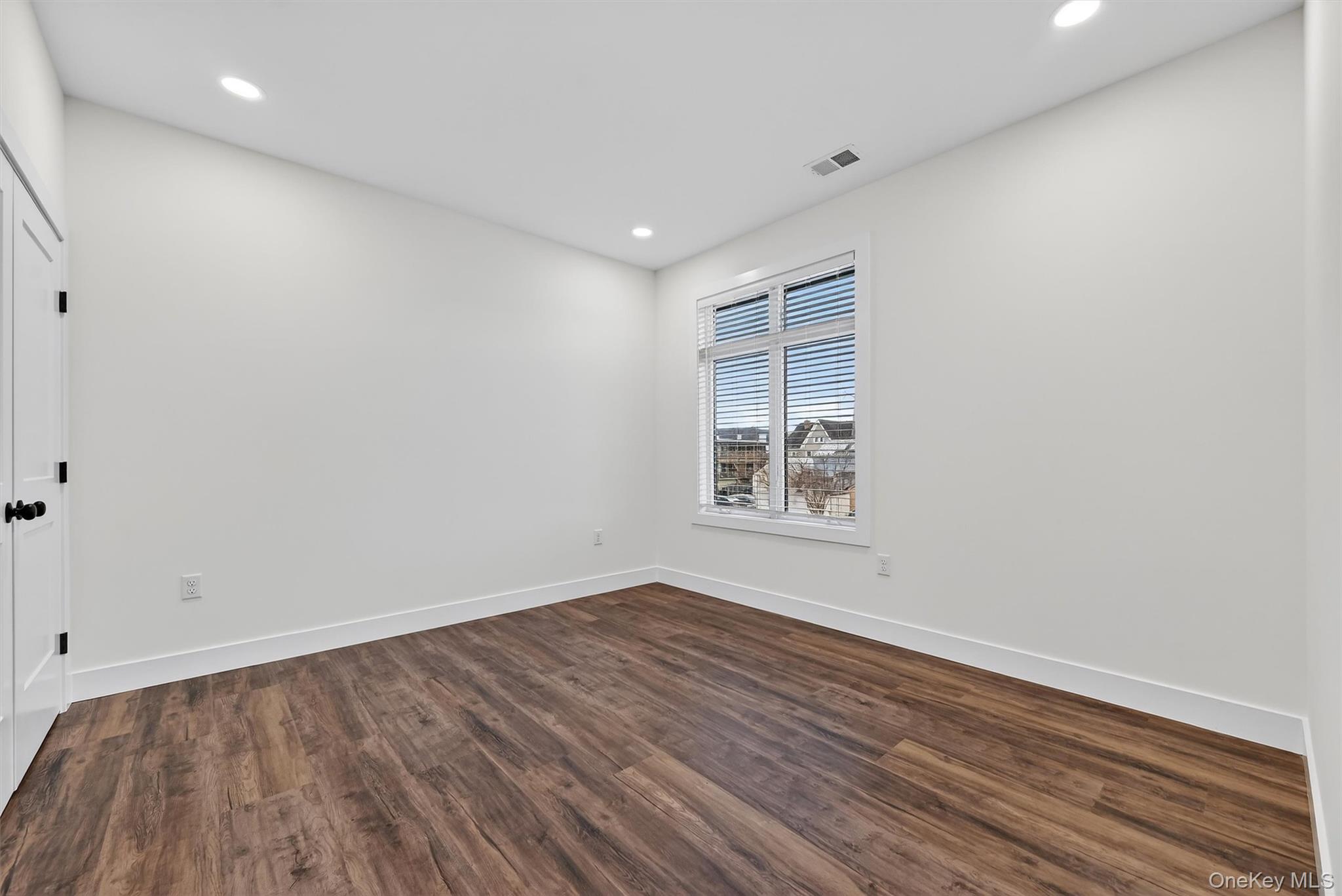 #12 photo, 19 Welling Place (2B), Warwick , NY 10990