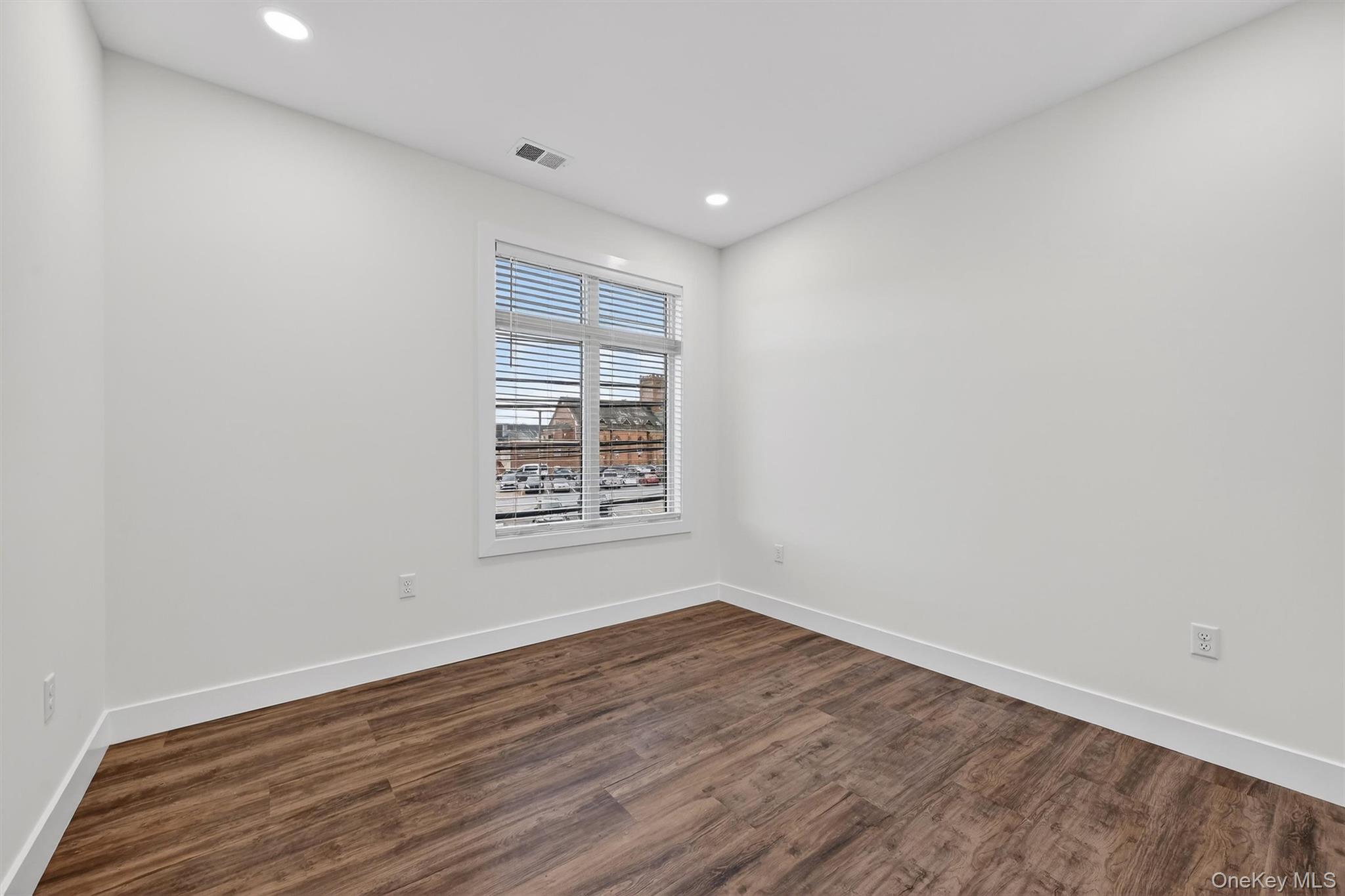 #16 photo, 19 Welling Place (2C), Warwick , NY 10990