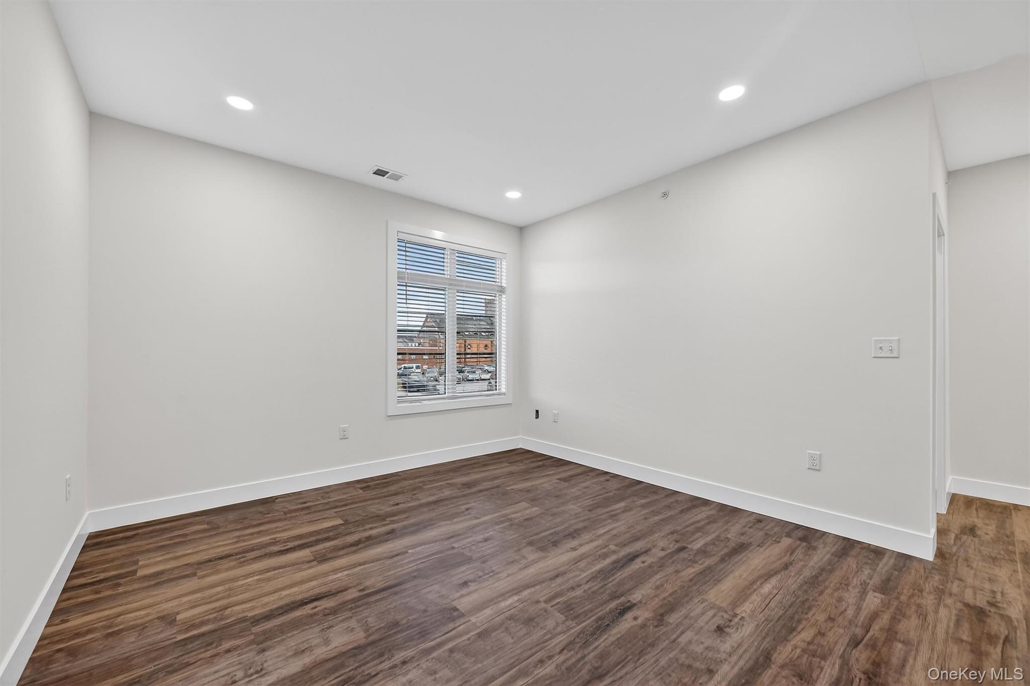 #7 photo, 19 Welling Place (2C), Warwick , NY 10990