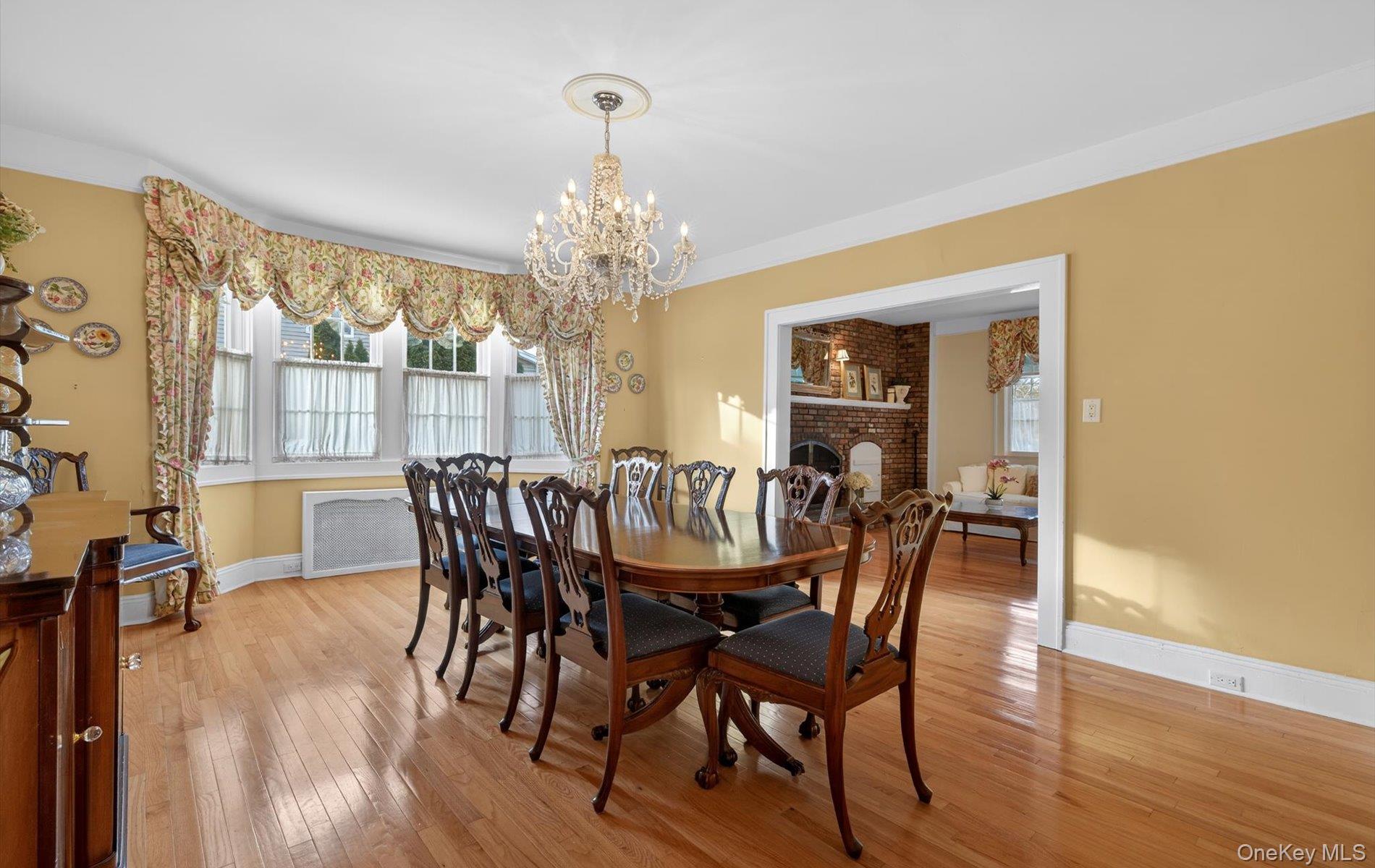 #11 photo, 1174 5th Avenue, East Northport , NY 11731