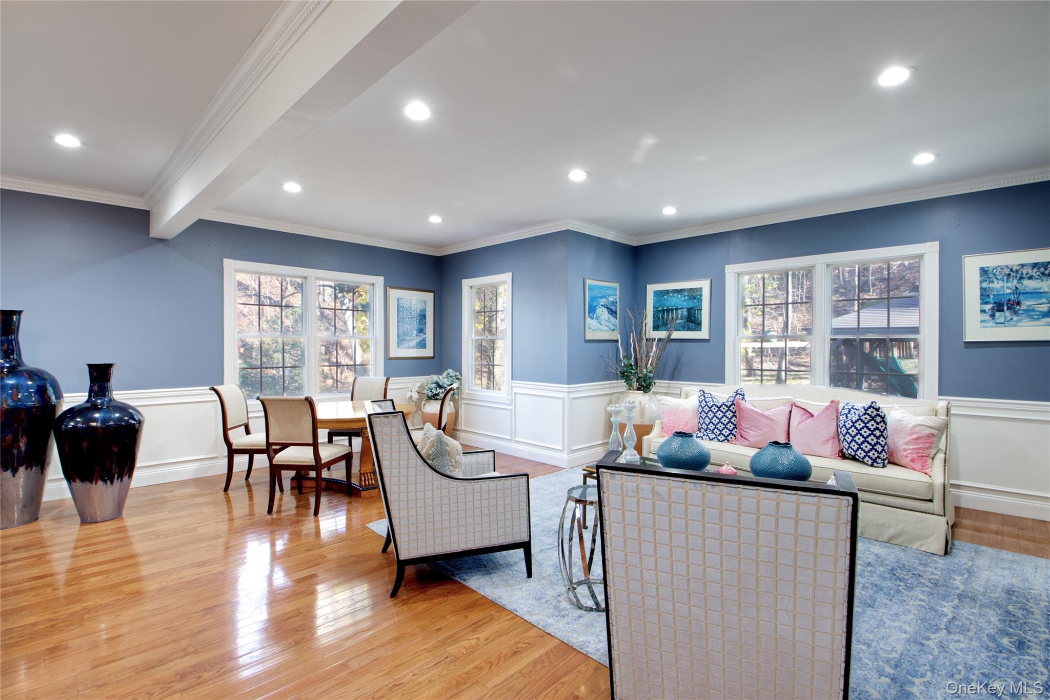 #14 photo, 50 Davis Lane, מחוז נסאו Roslyn , NY 11576