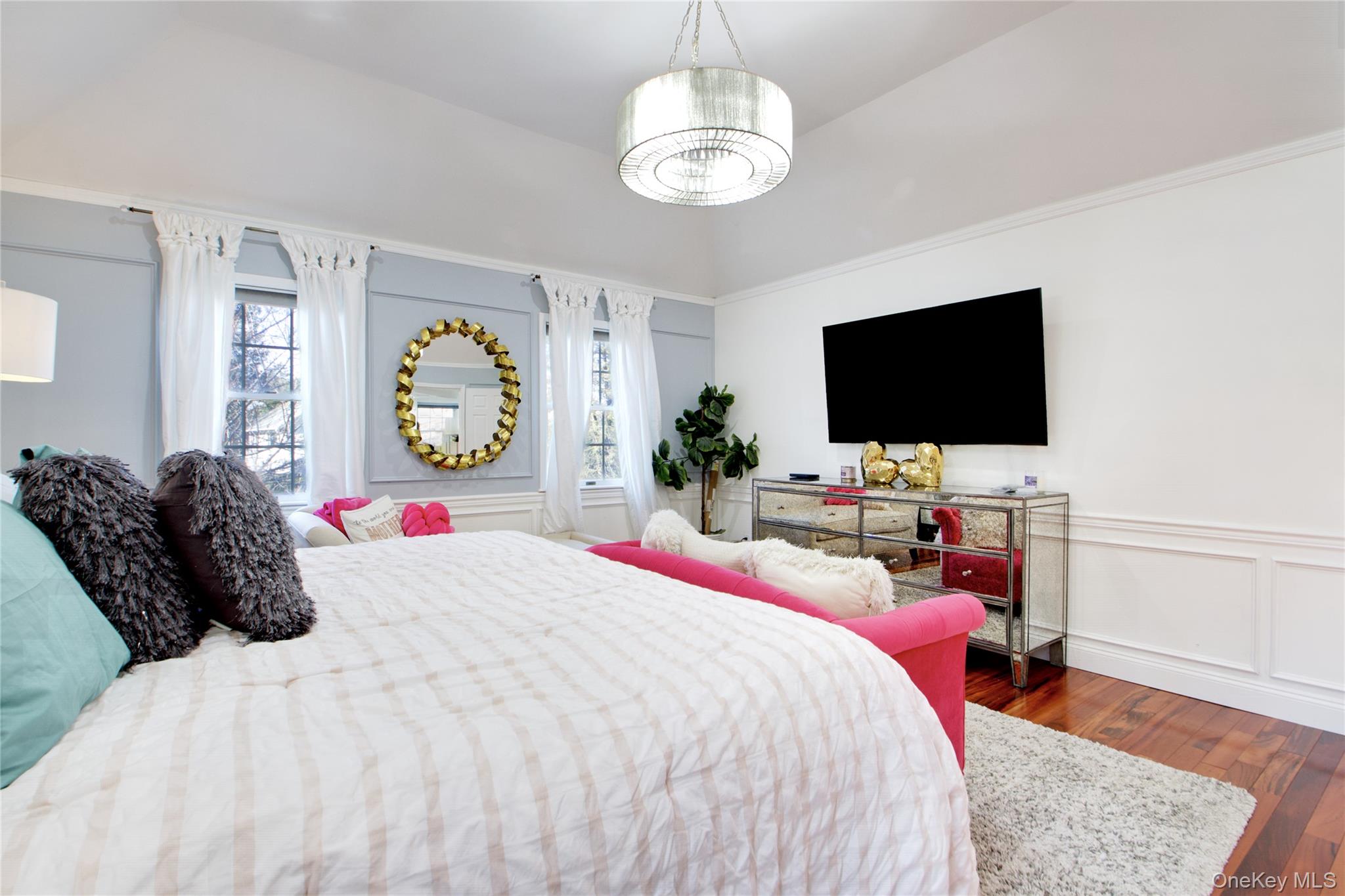 #19 photo, 50 Davis Lane, מחוז נסאו Roslyn , NY 11576