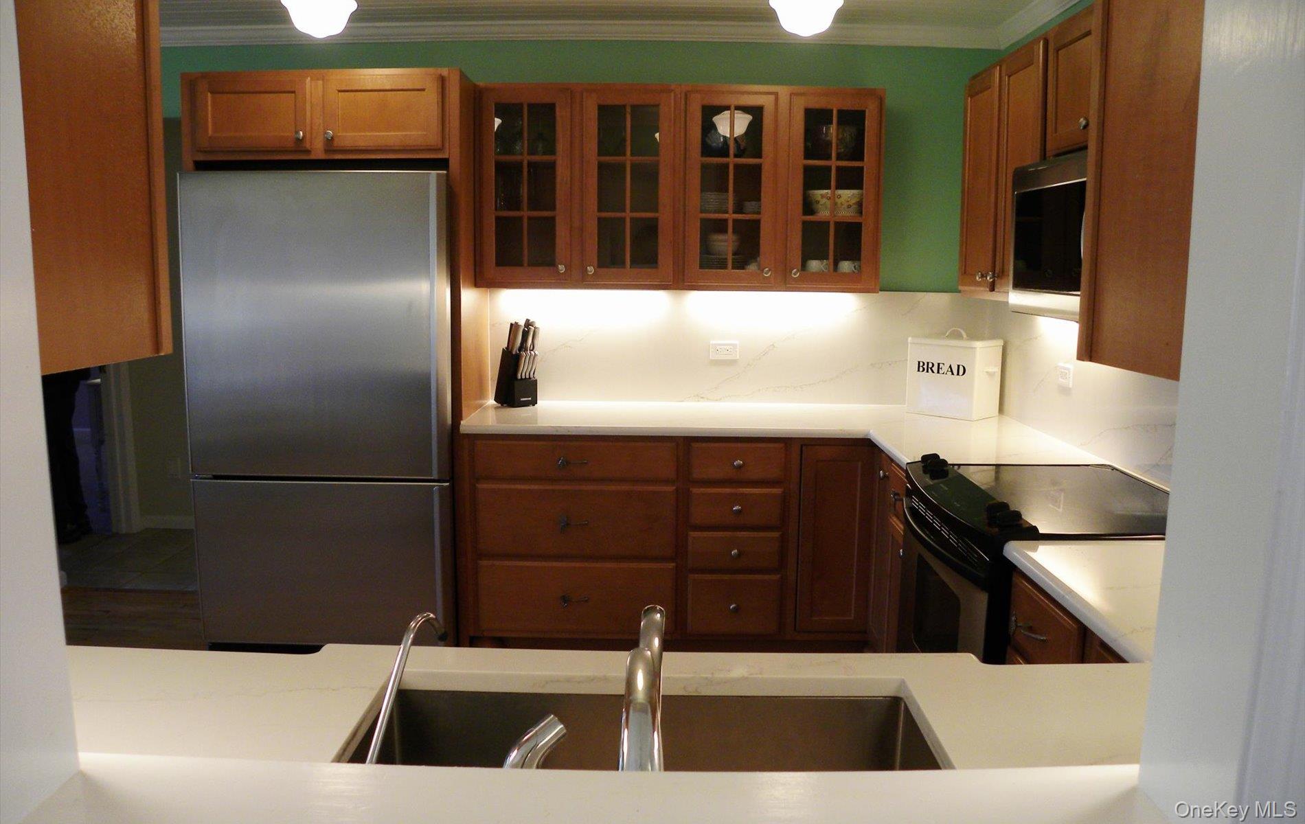 #18 photo, 175 Uhl Lane, Orient , NY 11957