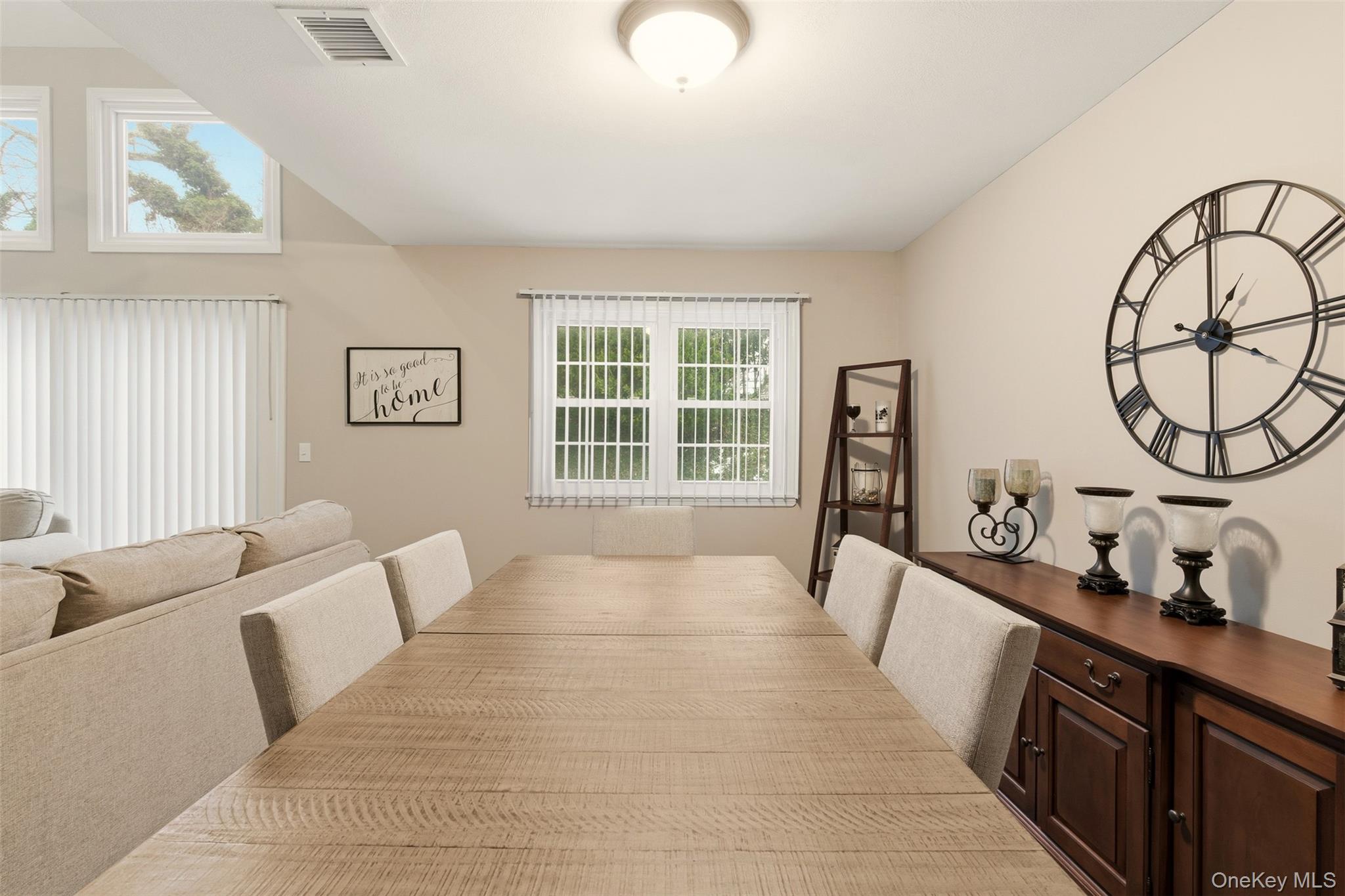 #13 photo, 11 Indian Trace, سوفولك Kings Park , NY 11754