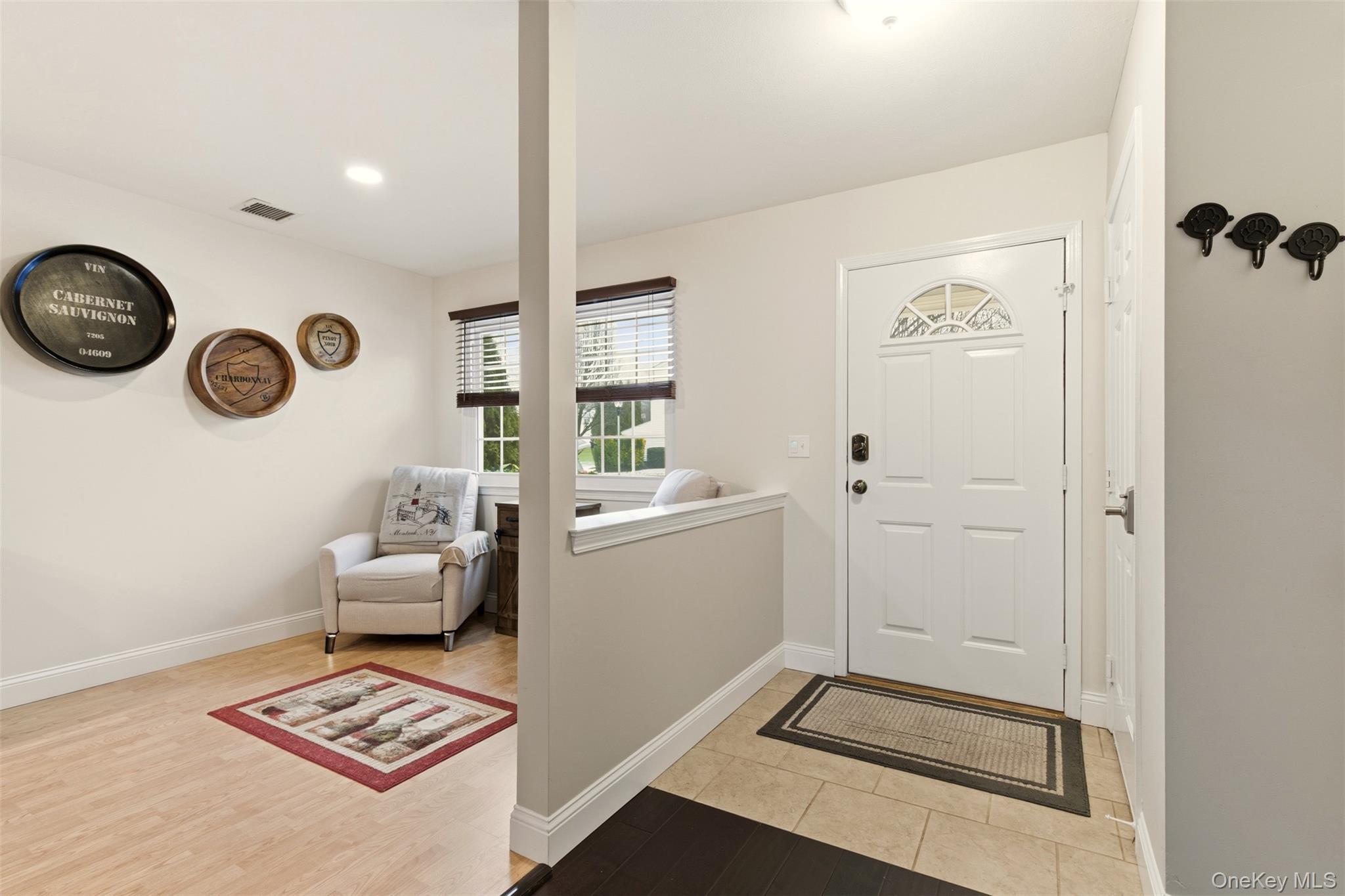 #3 photo, 11 Indian Trace, سوفولك Kings Park , NY 11754